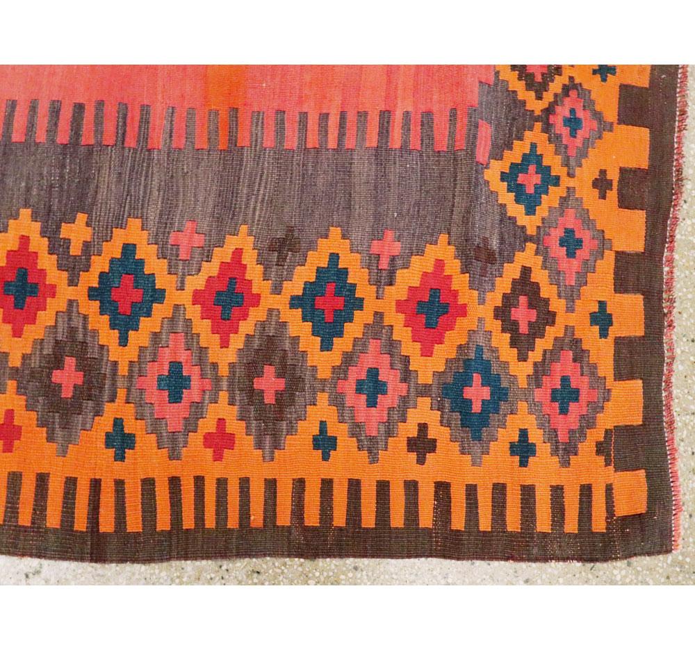 Antiker persischer Flachgewebe-Kelim-Teppich (Wolle) im Angebot