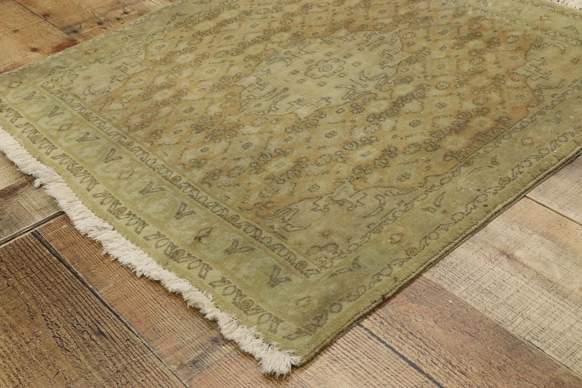 Tapis persan ancien Bijar à fleurs Bon état - En vente à Dallas, TX