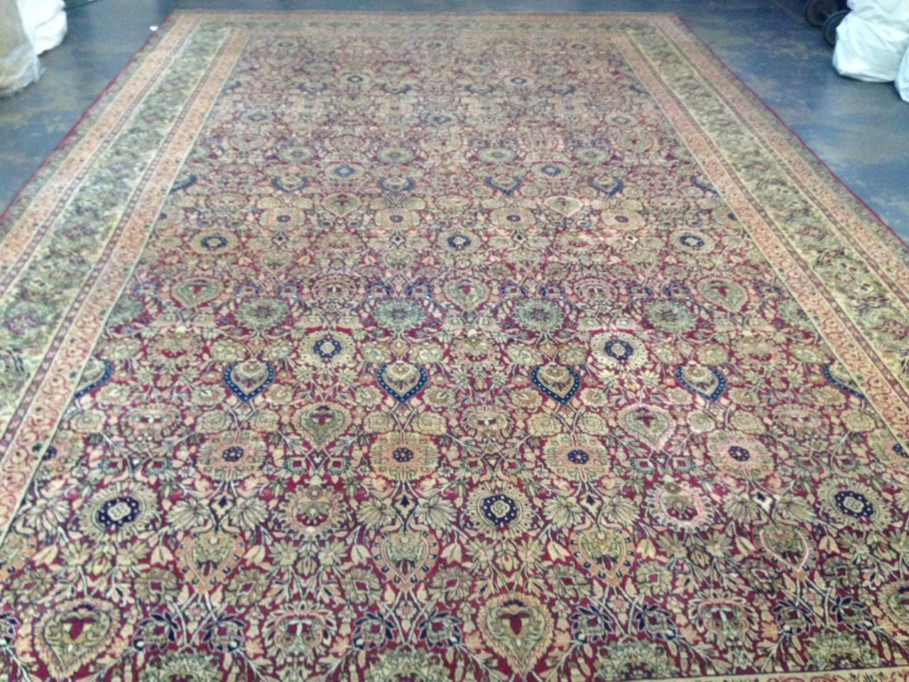 Antique Persian Floral Lavar Rug, circa 1880s-1900s In Good Condition For Sale In New York, NY