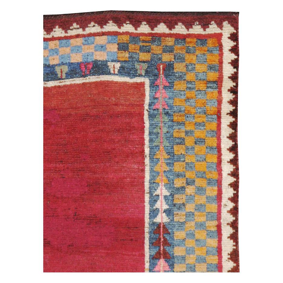 Antiker persischer Gabbeh-Teppich (Stammeskunst) im Angebot