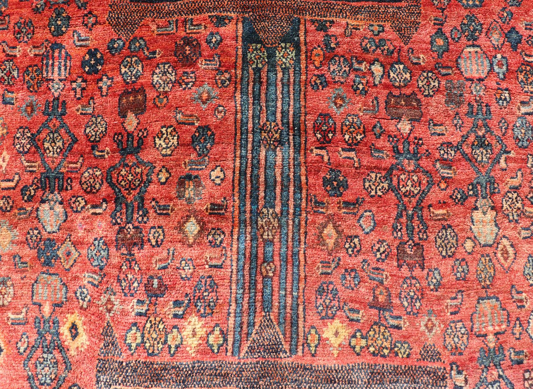 Antique Persian Gallery Bidjar Rug with Tribal Medallions and Geometric Motifs For Sale 5