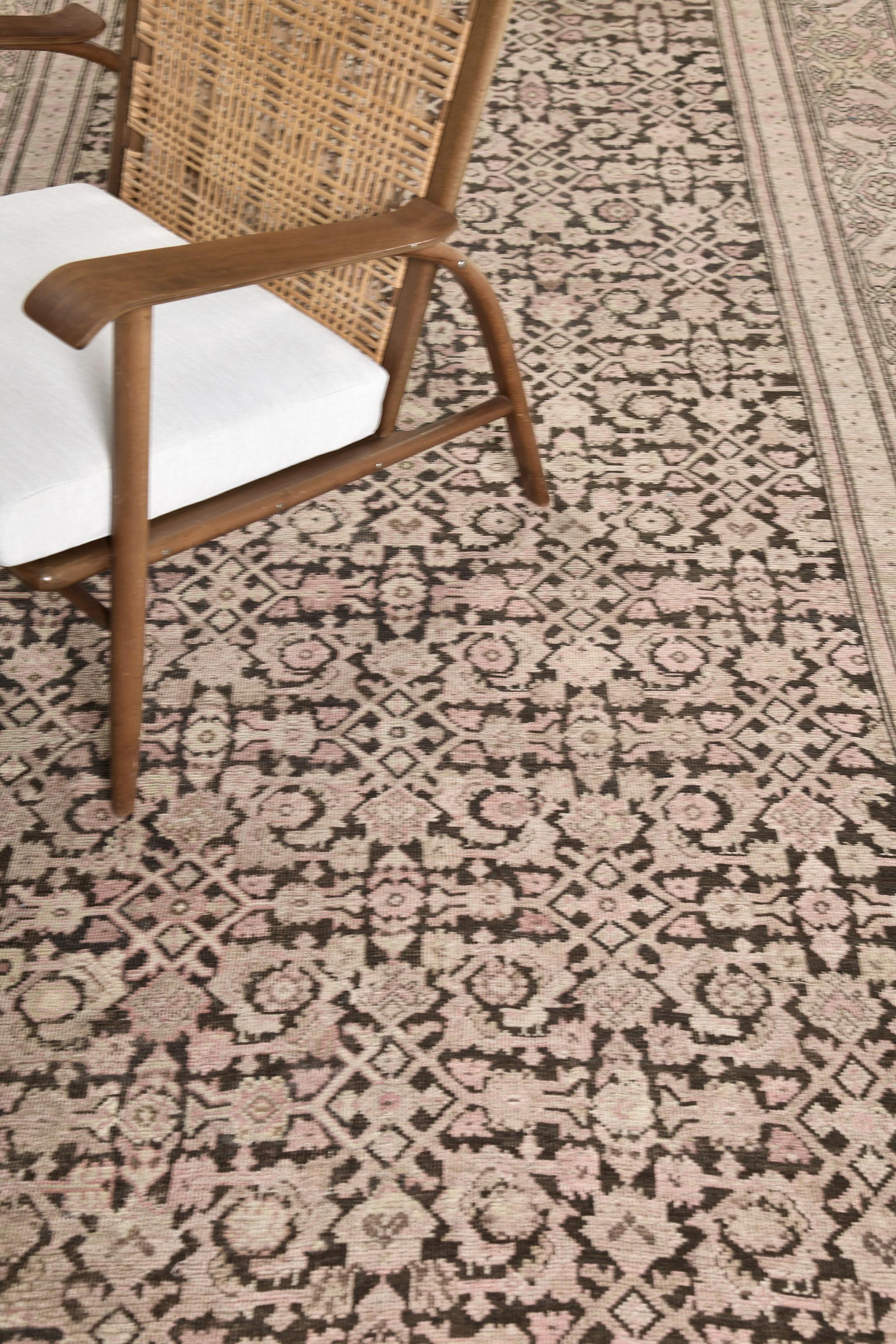 Antique Persian Gharabagh Rug In Good Condition For Sale In WEST HOLLYWOOD, CA