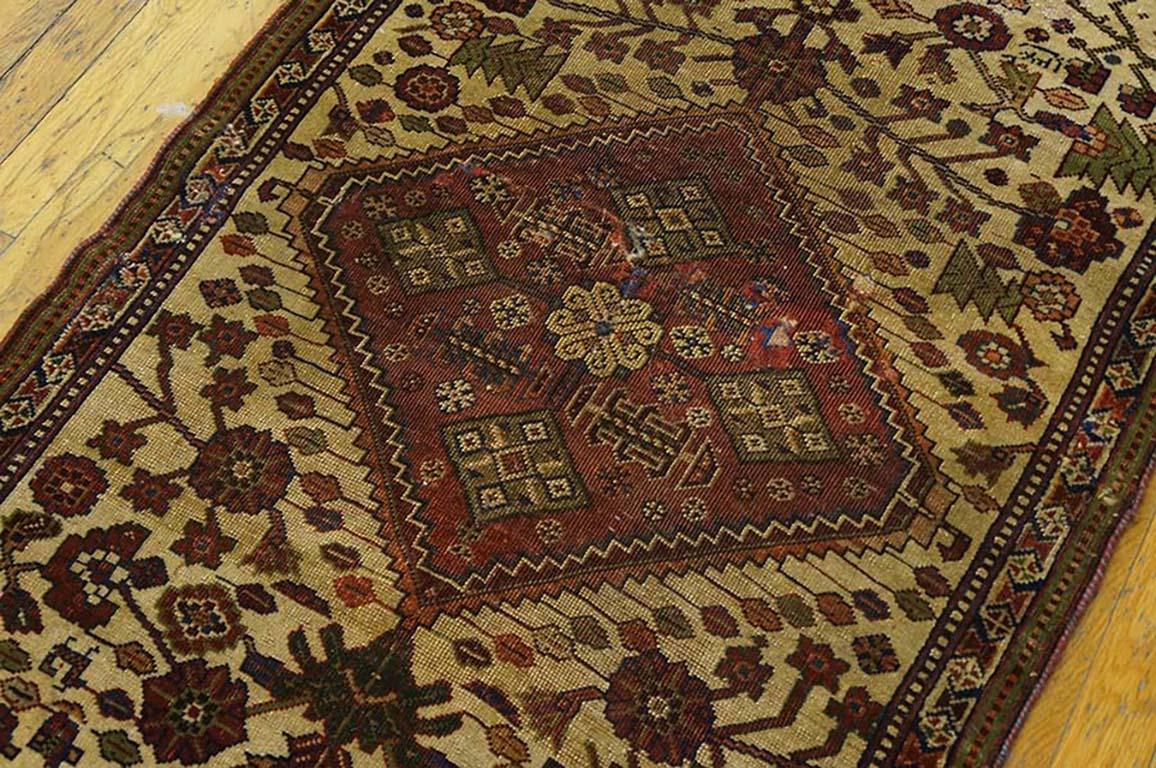 Antiker persischer Ghashgaie-Teppich im Zustand „Gut“ im Angebot in New York, NY