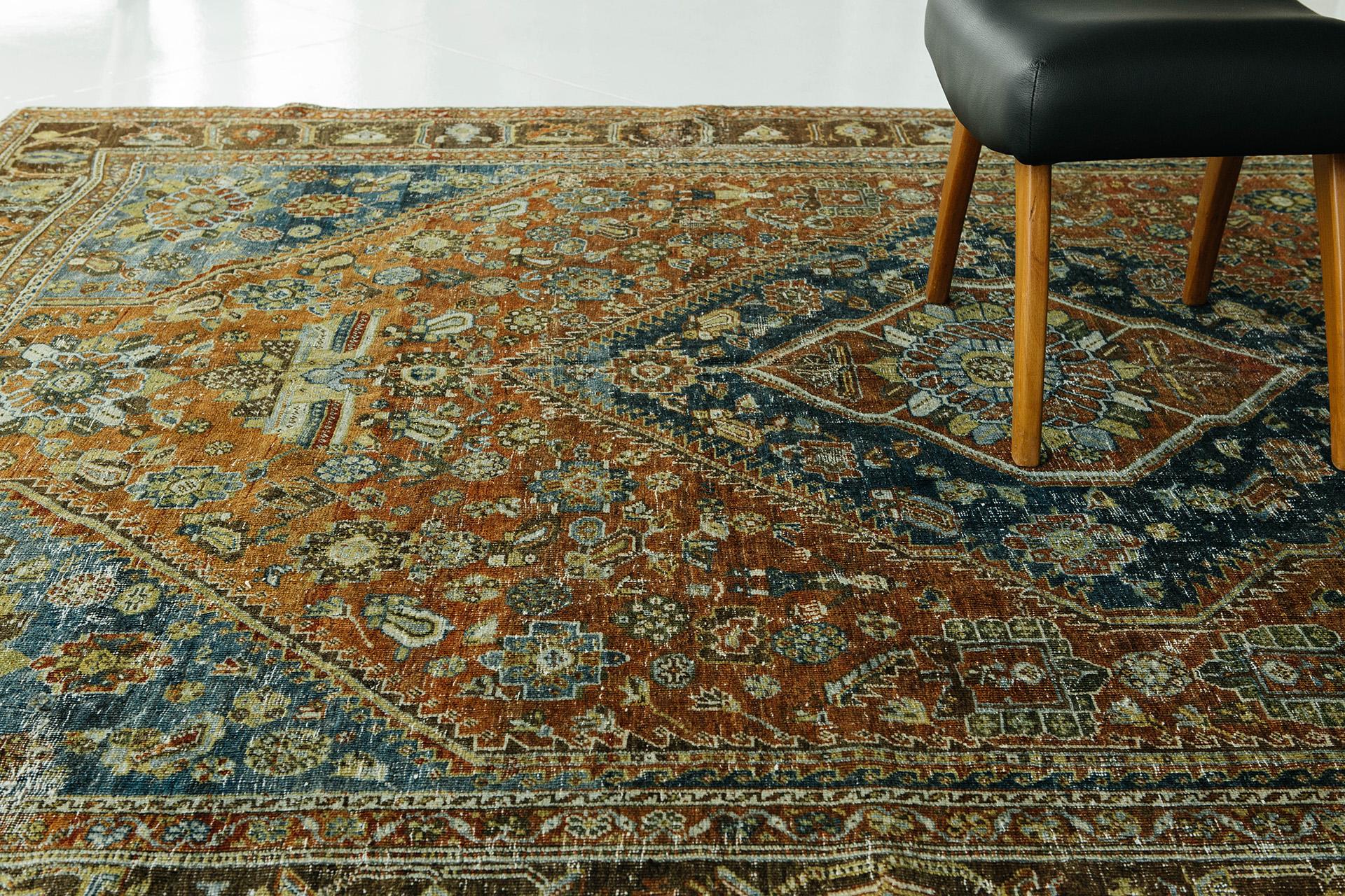 Antique Persian Ghashgaie Rug In Good Condition In WEST HOLLYWOOD, CA