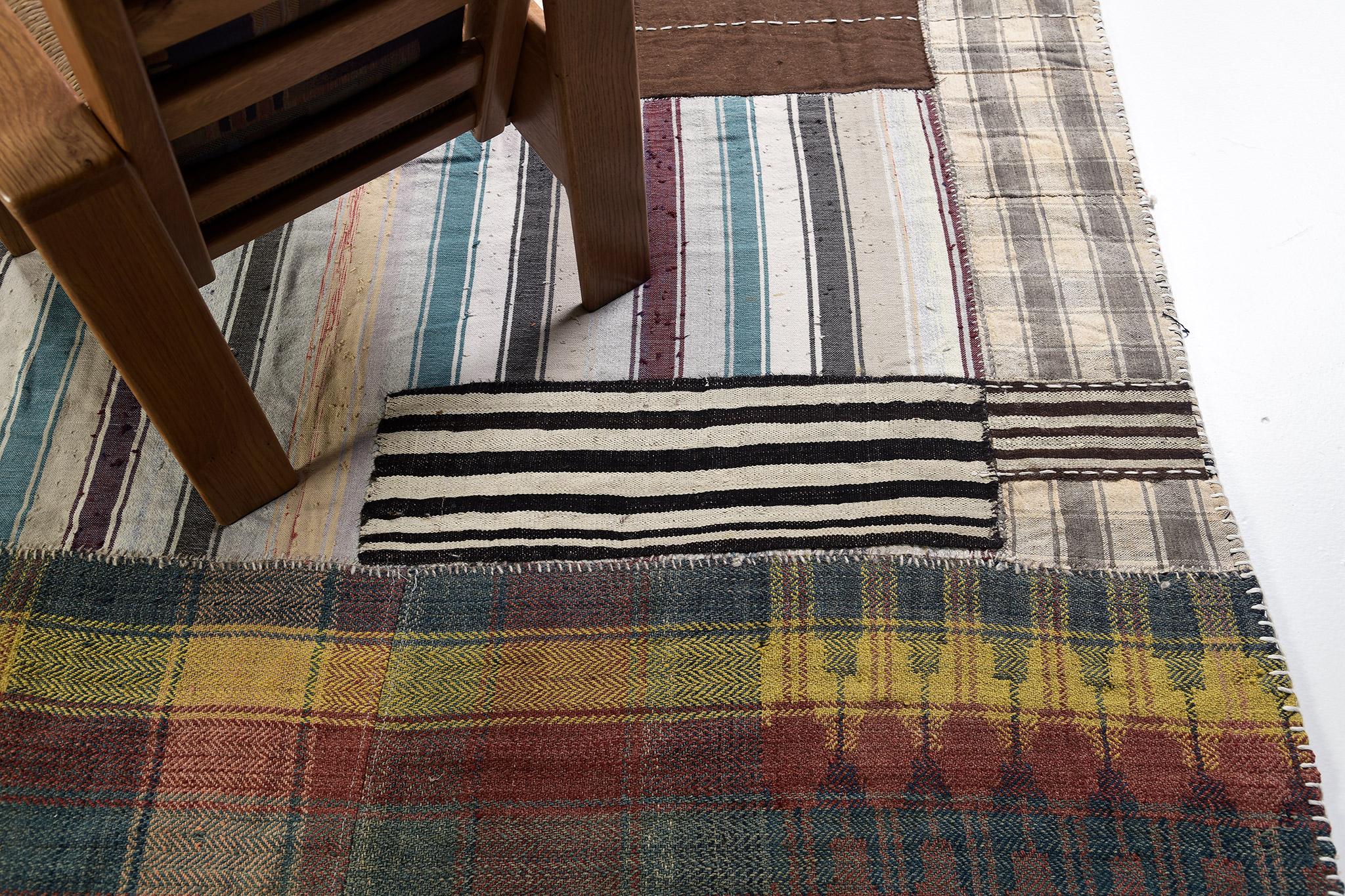 Wool Antique Persian Ghashghaei Kilim For Sale