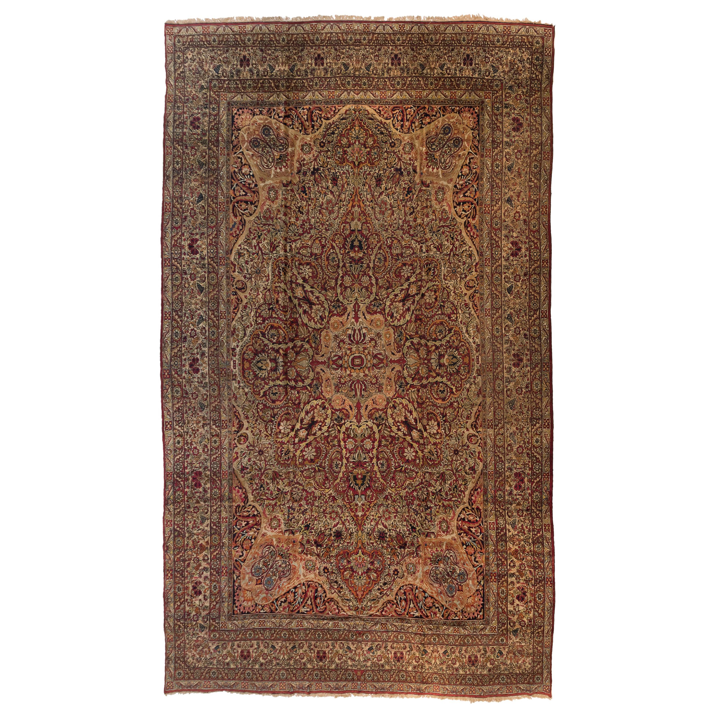 Antiker persischer, geblümter Kirman-Lavar-Teppich aus Gold, ca. 1880er-1900er Jahre