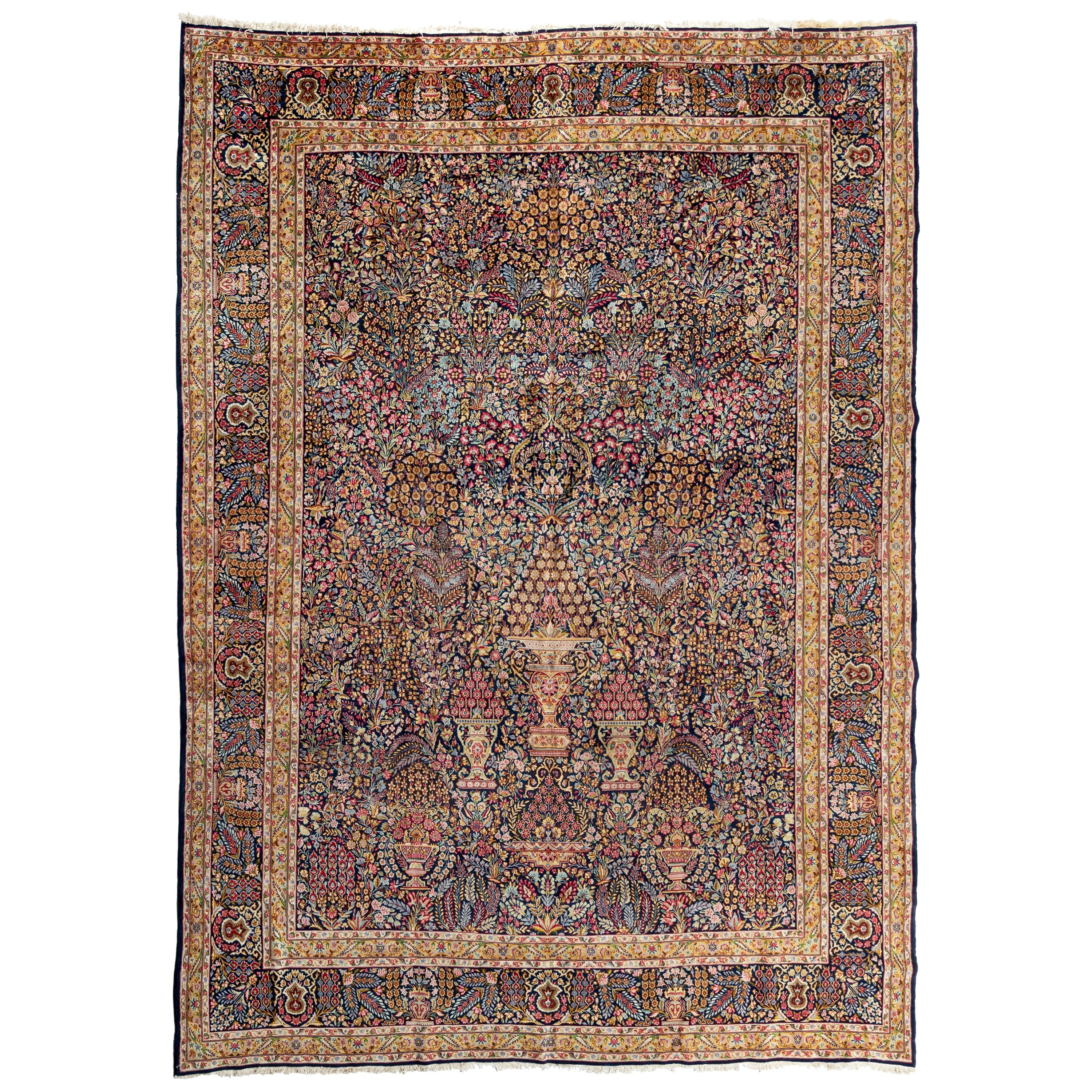 Ancien tapis persan Kirman bleu marine, bleu ivoire à fleurs Millefleur