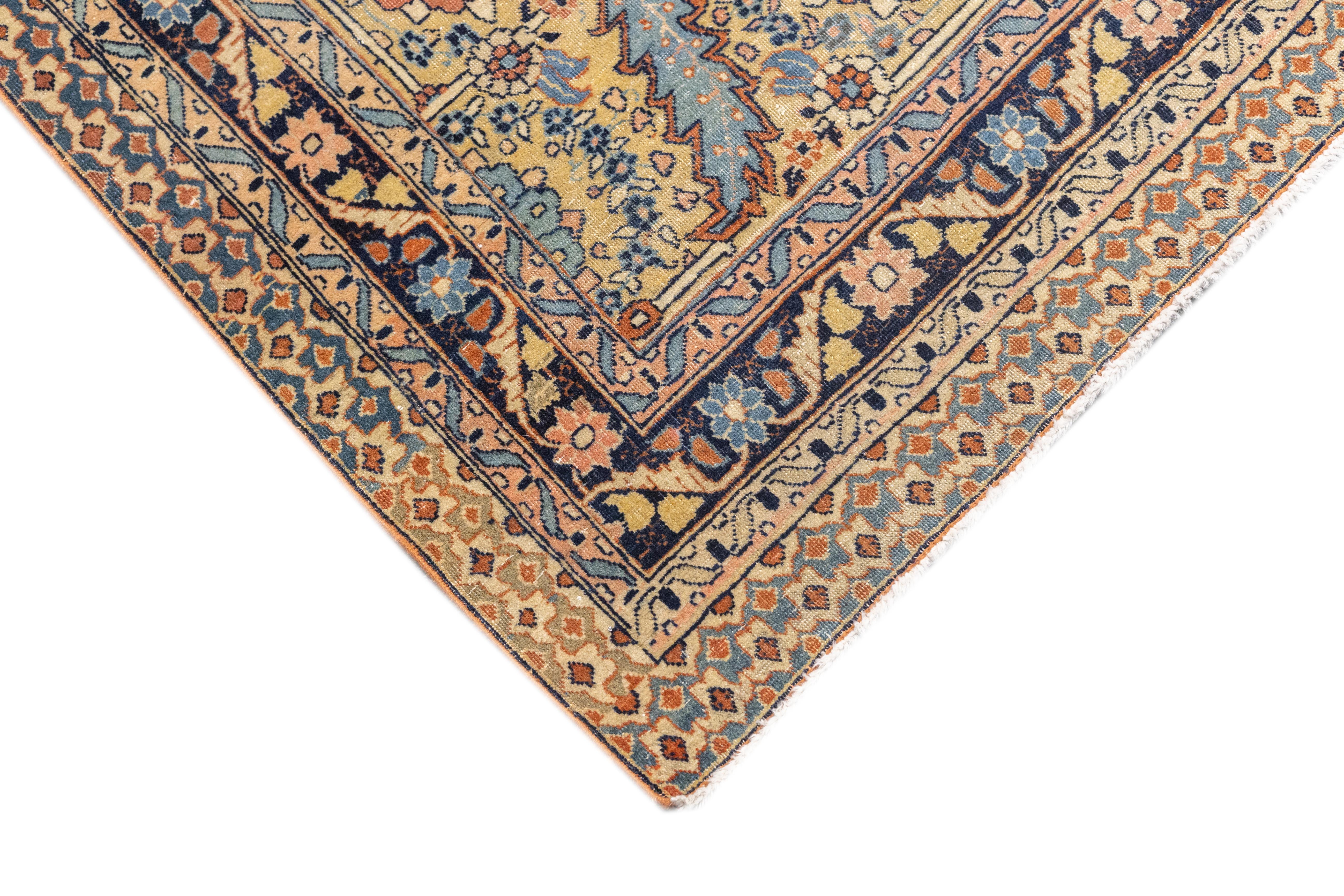 Antiker persischer Haji Jalili Täbris-Teppich 7'10'' x 12'2'' (Persisch) im Angebot