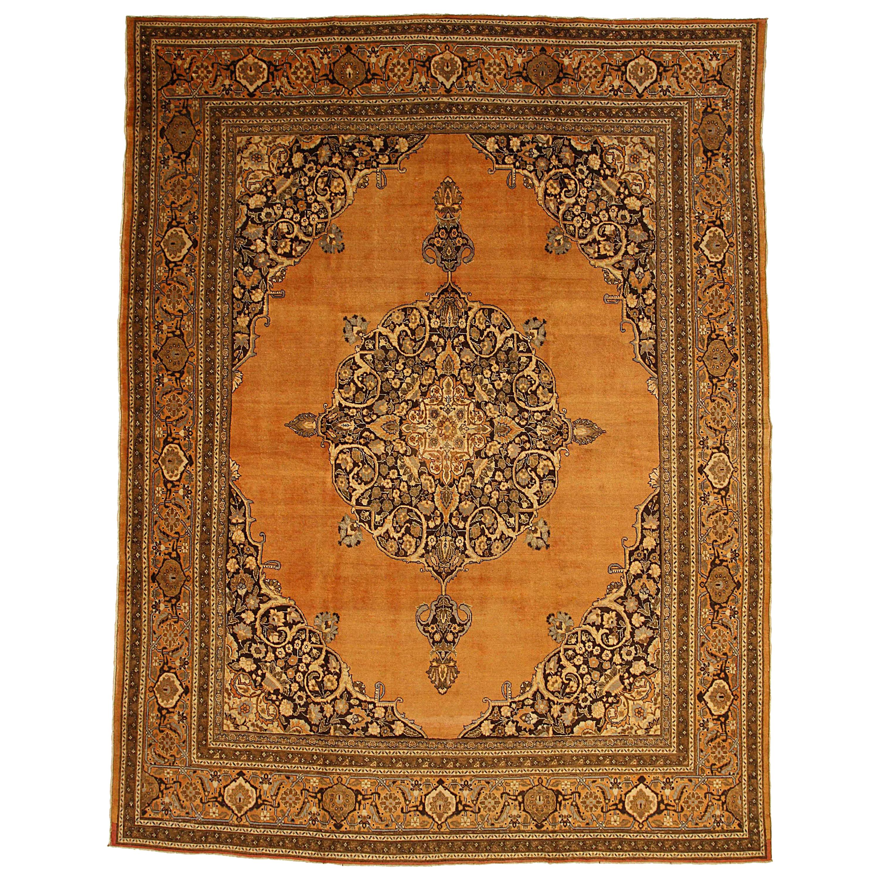 Antique Persian Hajjalili Rug with Central Medallion and Floral Art, circa 1910s For Sale