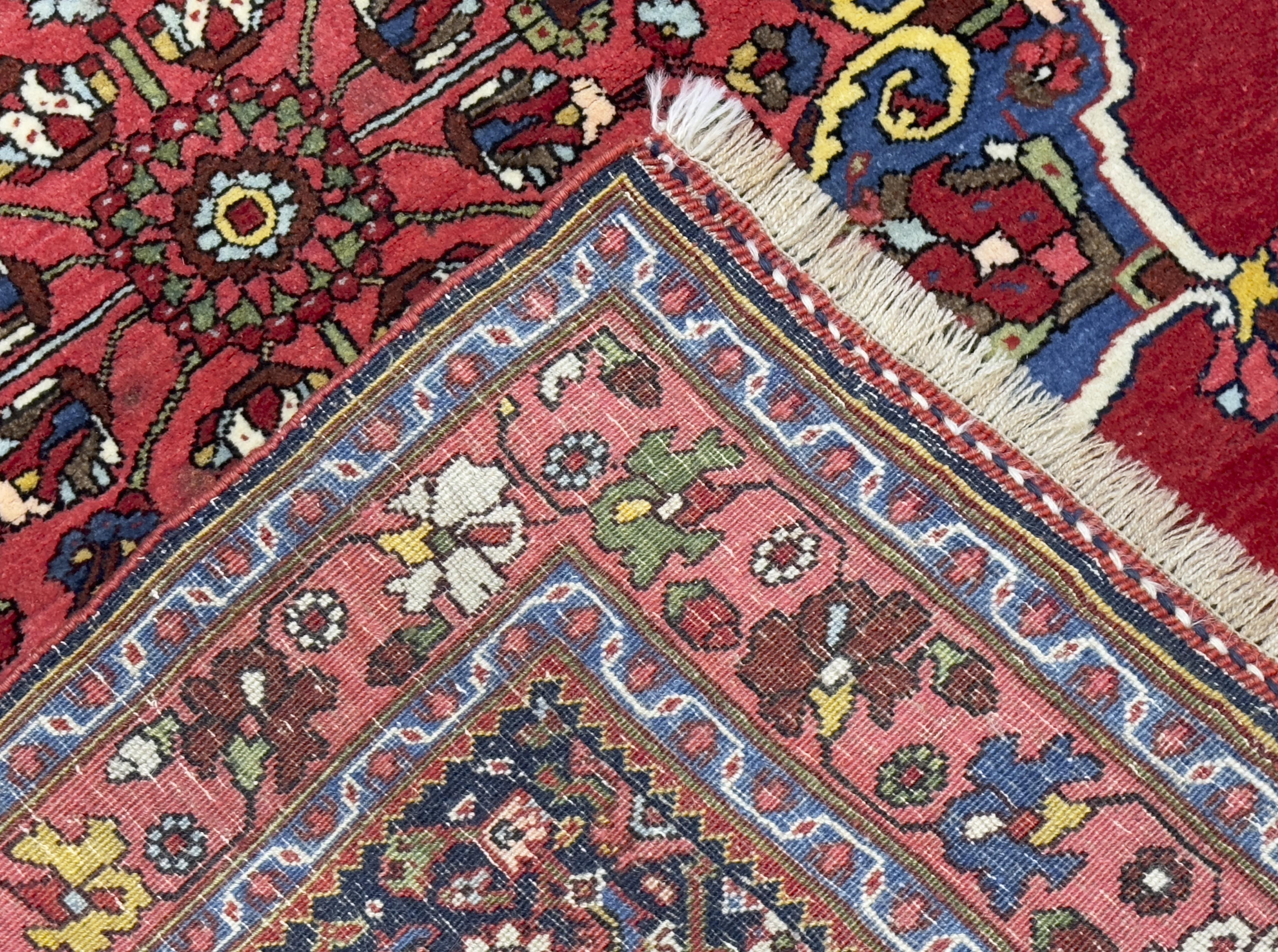 Antiker persischer Halva-Bidjar-Teppich 3'7