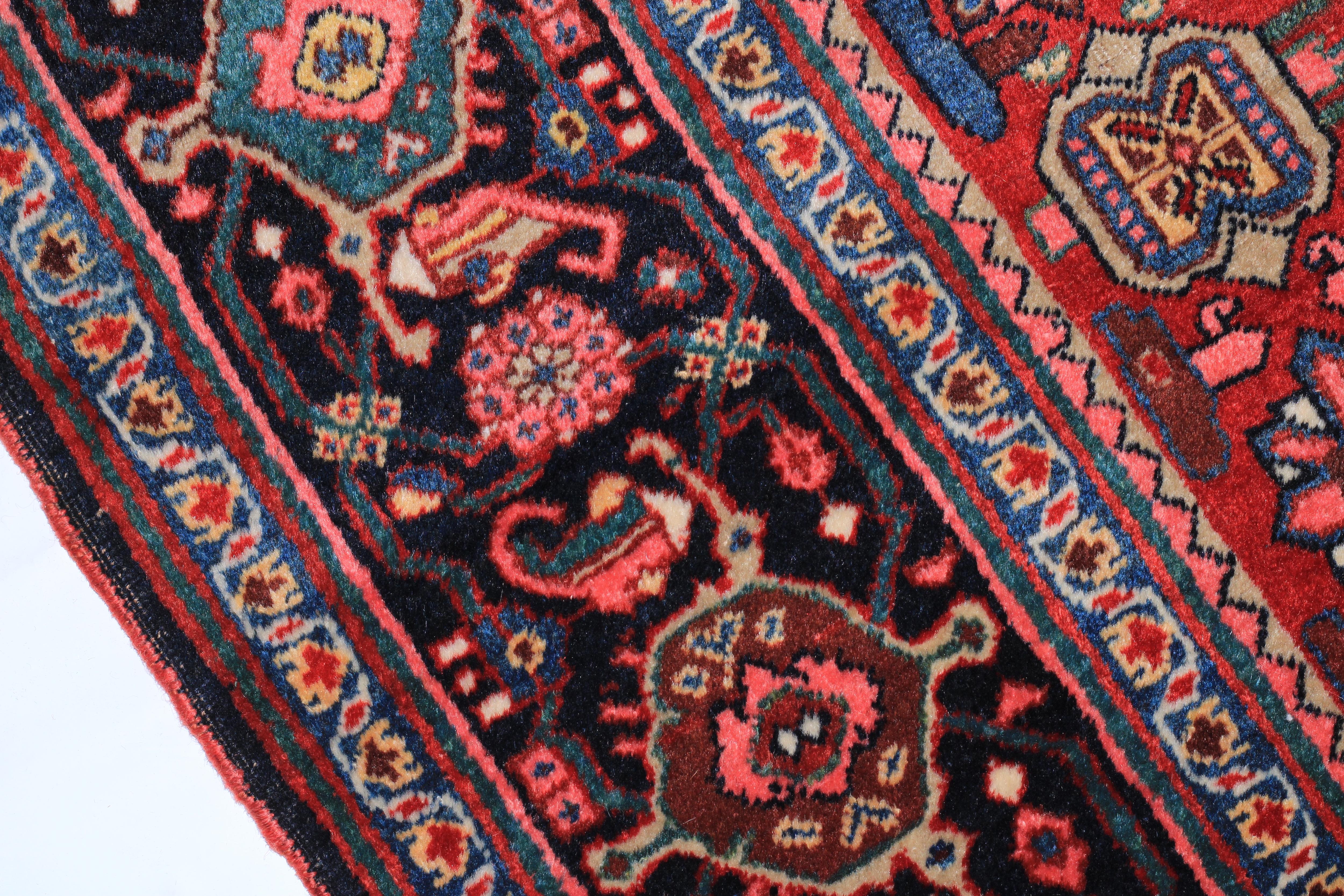 Antique Persian Halvai Bidjar Rug 4’10