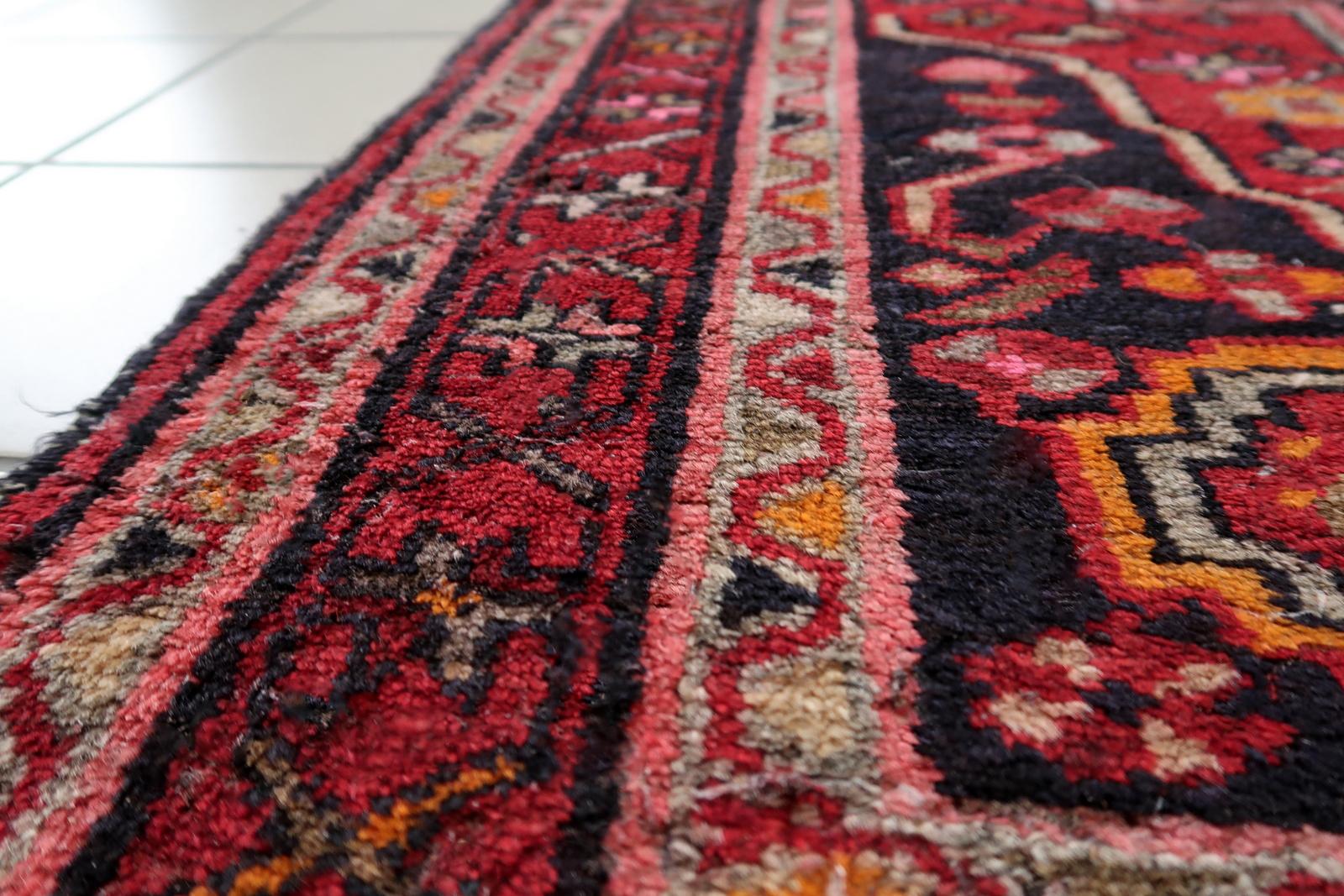 Antique Persian Hamadan Rug, 1920s, Hand-Knotted Wool, 3.5' x 4.8' - 1C1207 in vendita 4