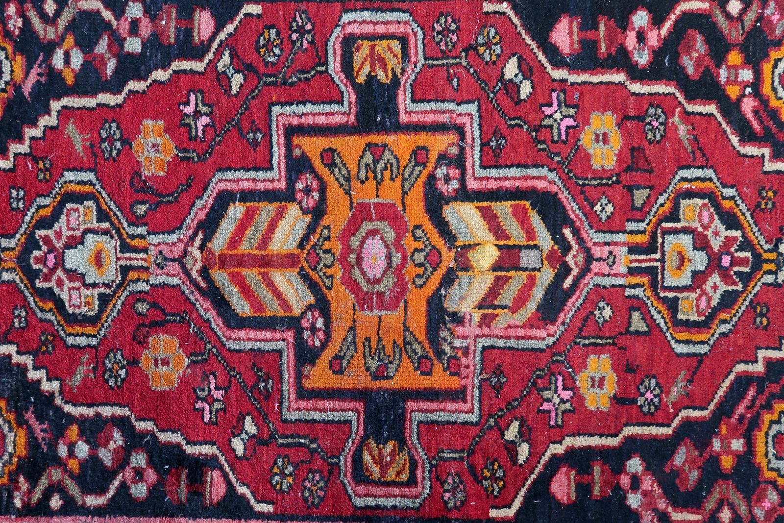 Antique Persian Hamadan Rug, 1920s, Hand-Knotted Wool, 3.5' x 4.8' - 1C1207 In condizioni buone in vendita a Bordeaux, FR