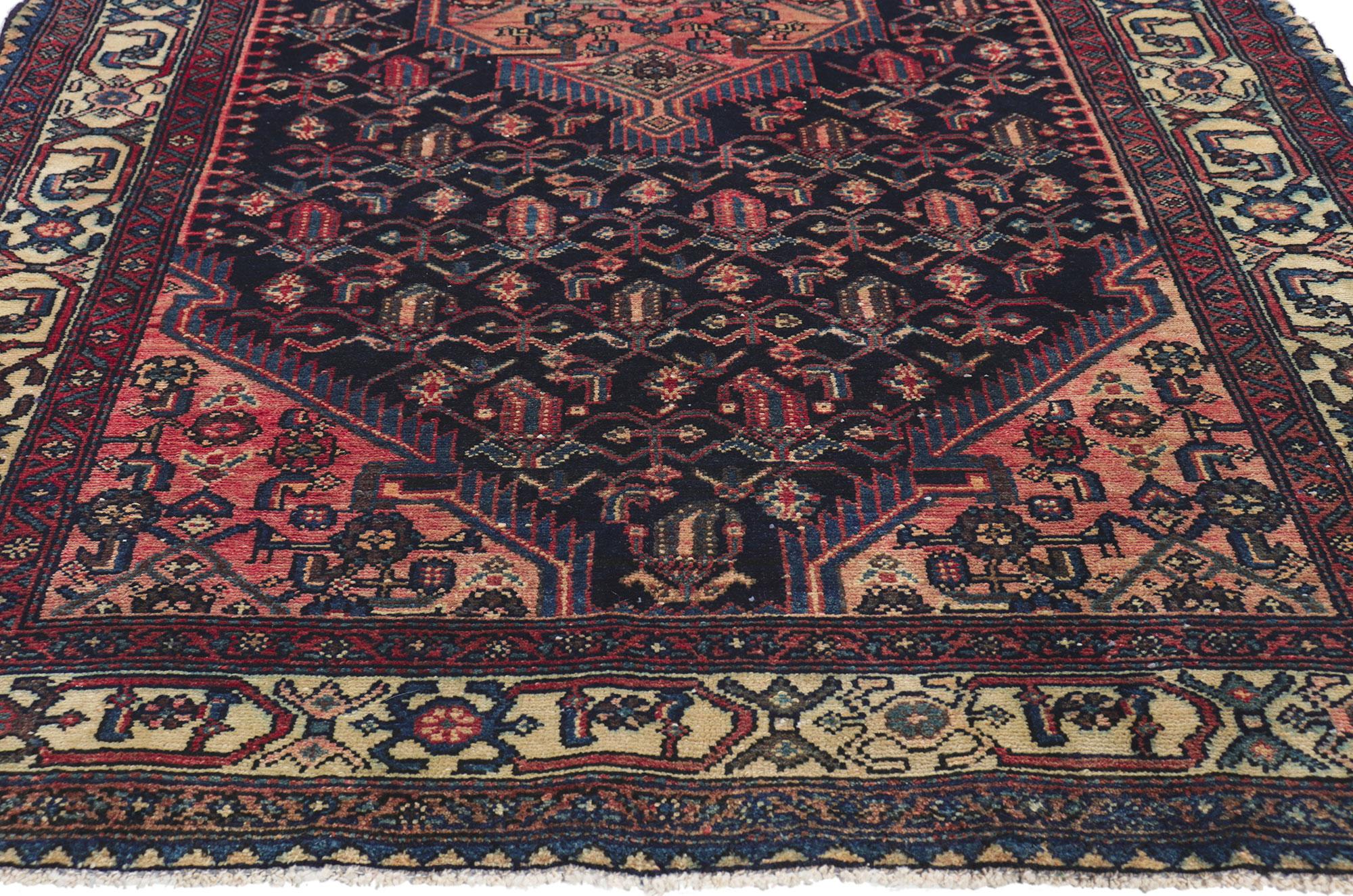 Antiker persischer Hamadan-Teppich im Zustand „Gut“ im Angebot in Dallas, TX