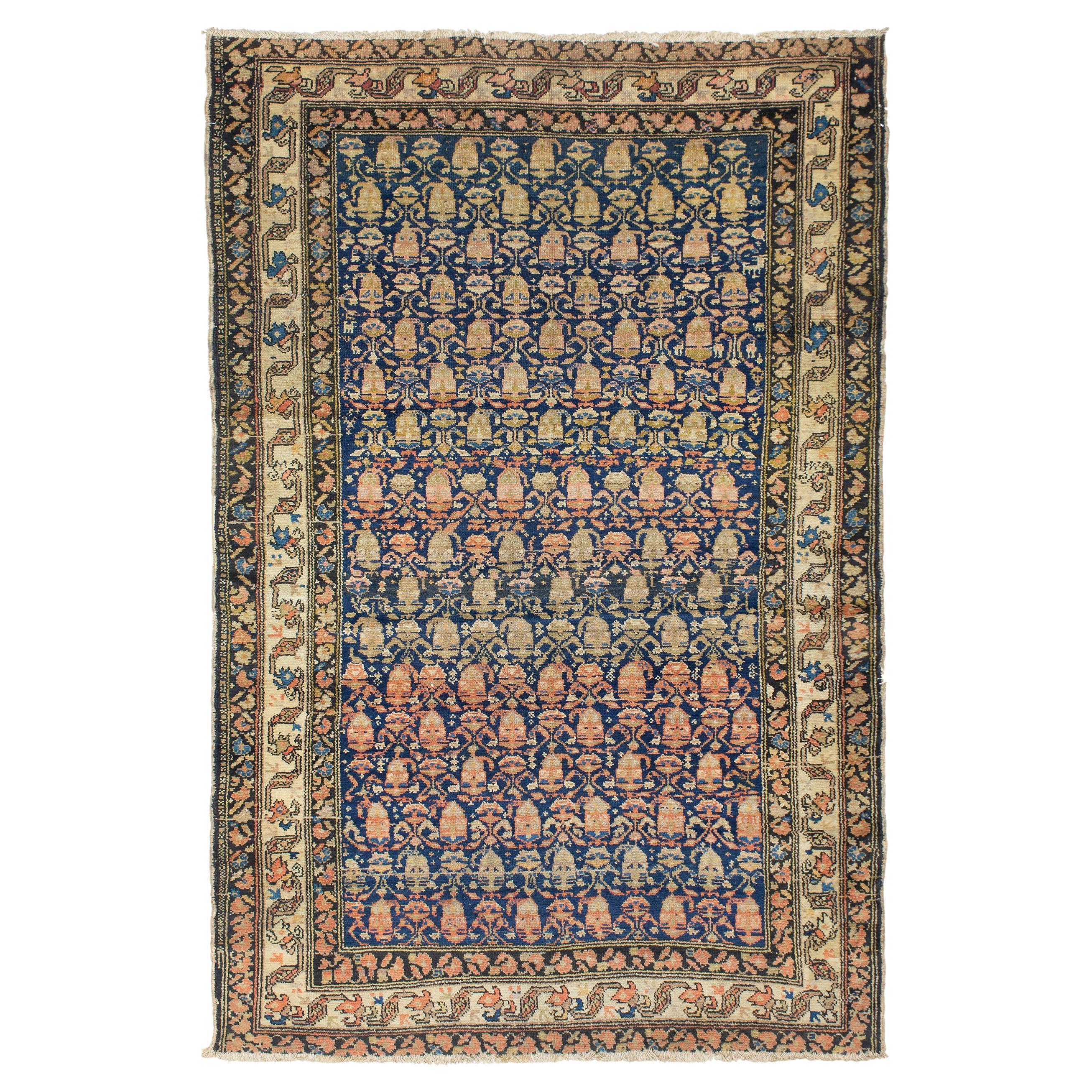 Antiker persischer Hamadan-Teppich im Angebot