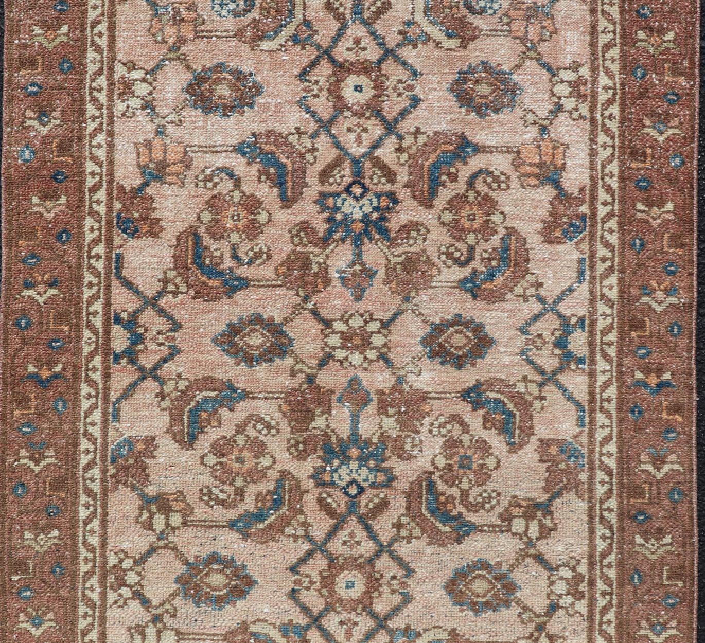 Antique Persian Hamadan Rug in Wool with All-Over Sub-Geometric Design In Good Condition For Sale In Atlanta, GA