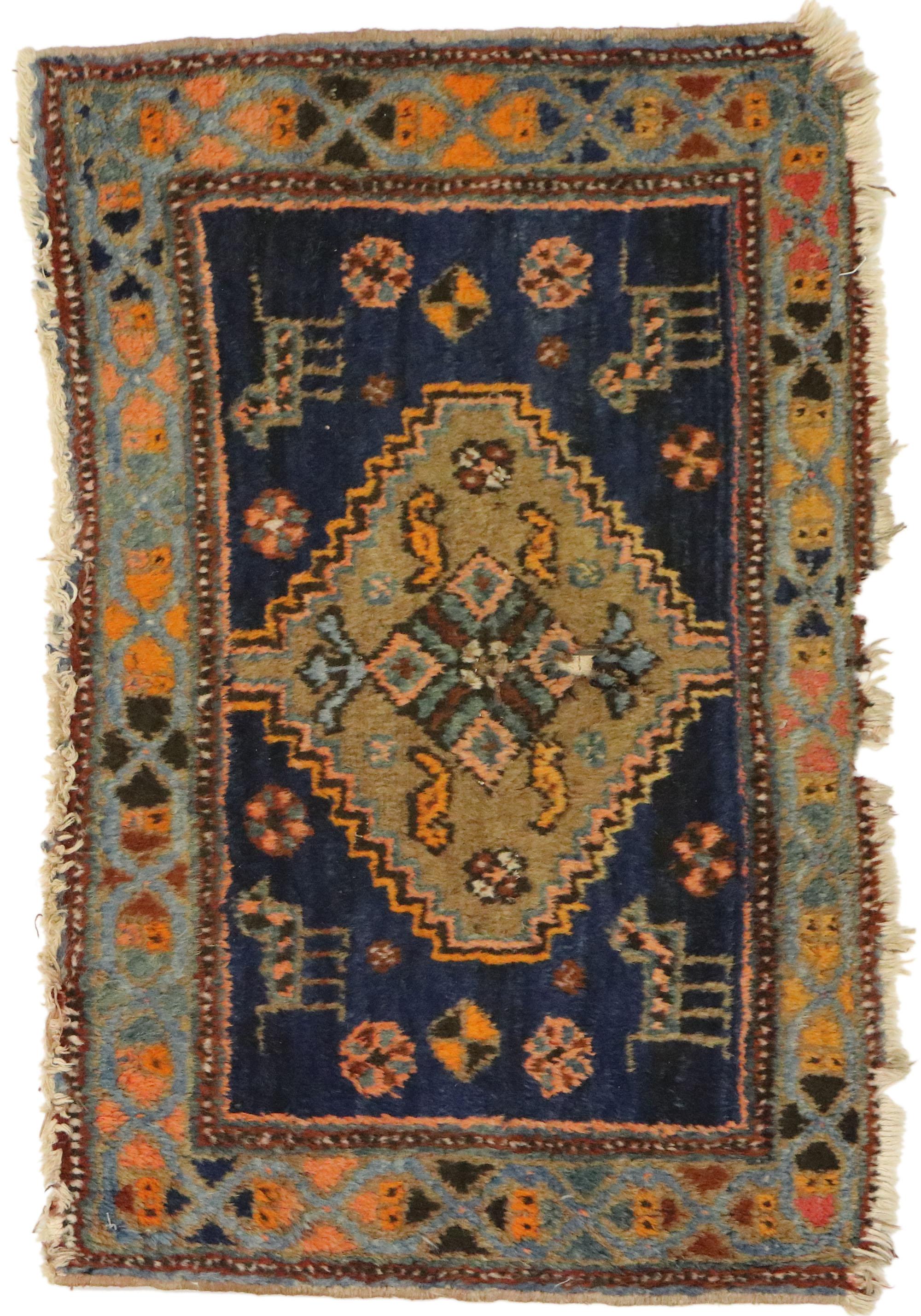 Antique Persian Hamadan Rug, Timeless Allure Meets Enigmatic Elegance For Sale 2
