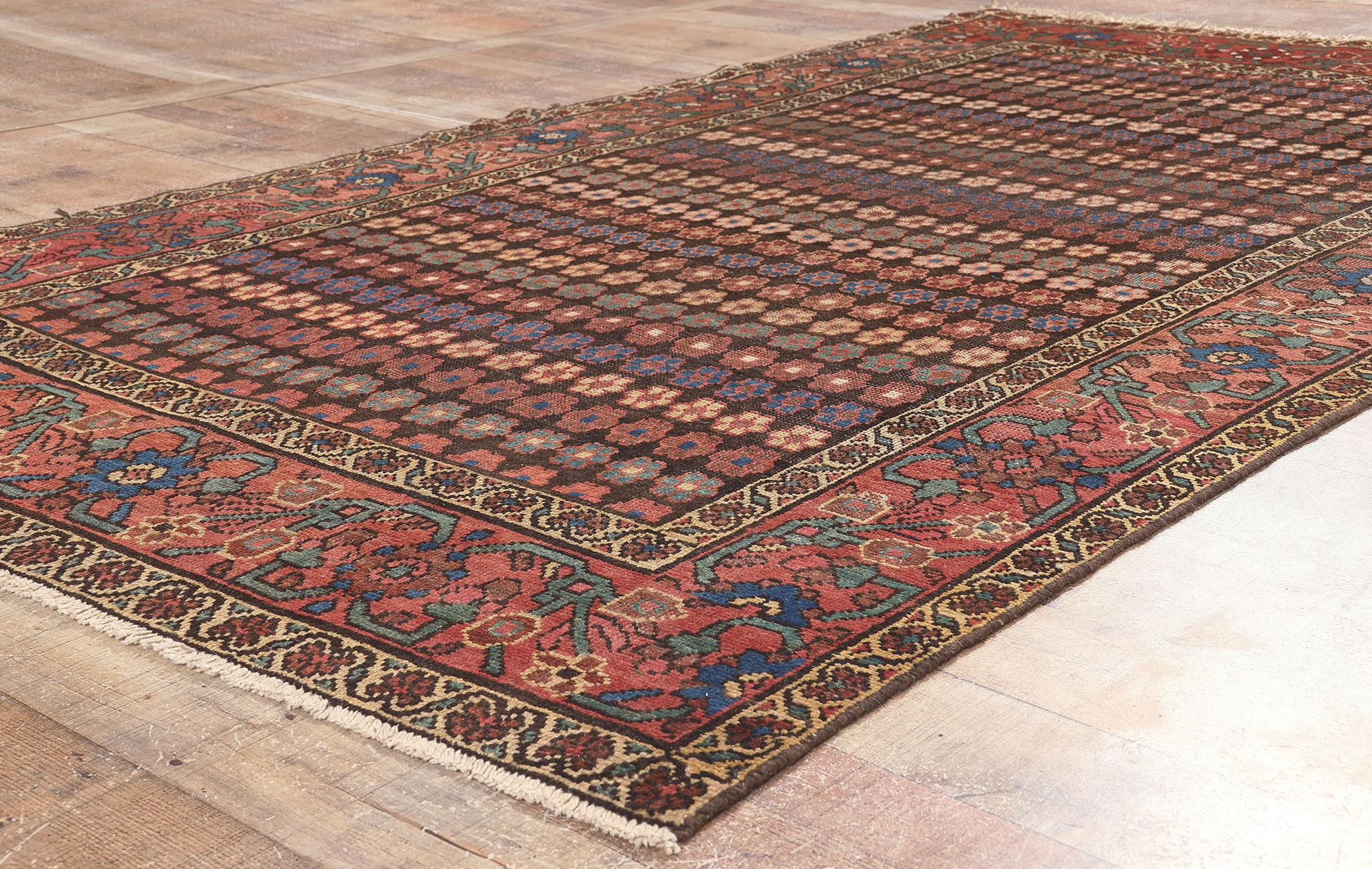 Antique Persian Hamadan Rug, Earth-Tone Elegance Meets Flower Power In Good Condition For Sale In Dallas, TX