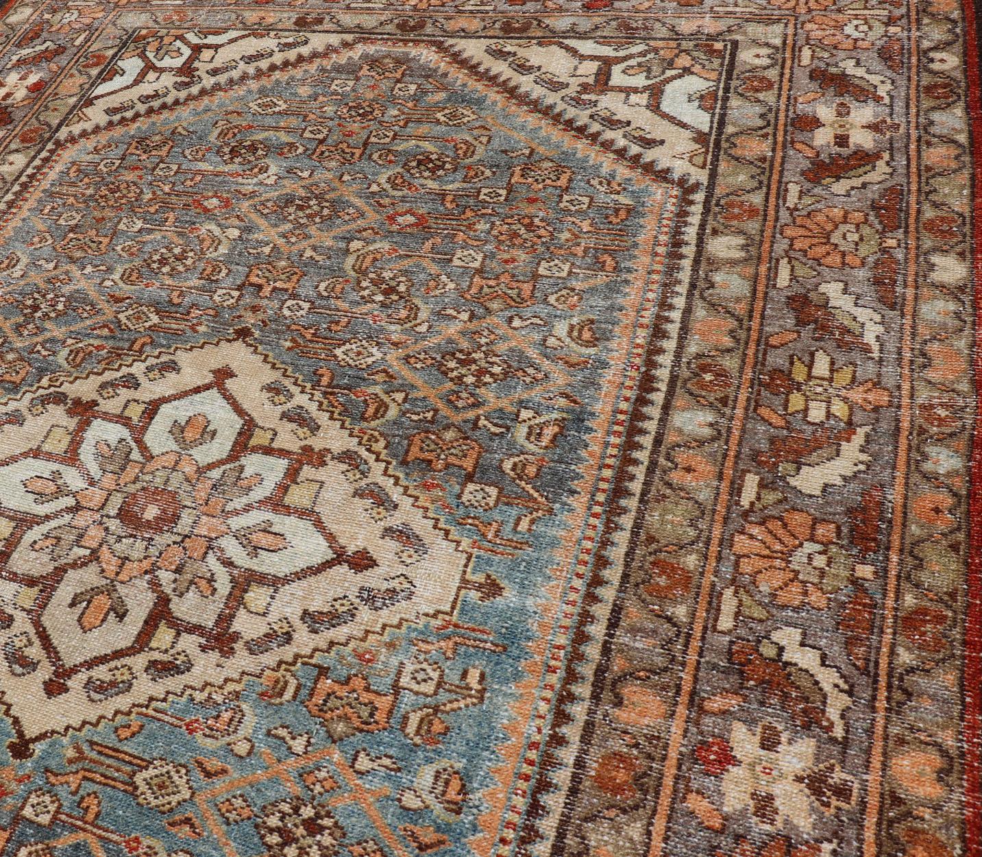 Antique Persian Hamadan Rug with Central Medallion & Sub-Geometric Floral Design For Sale 3