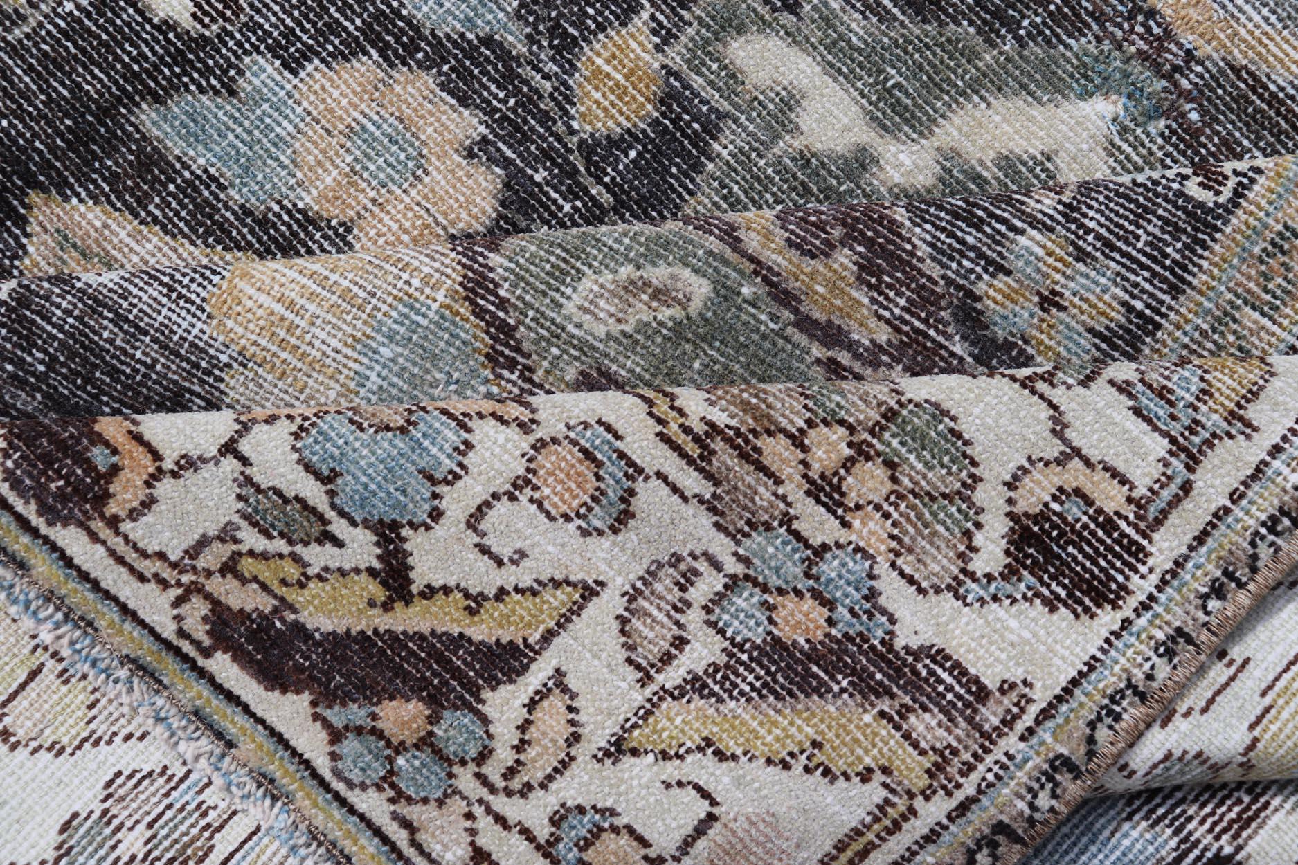 Tapis persan ancien Hamadan avec motif floral dans des tons terreux 5'1