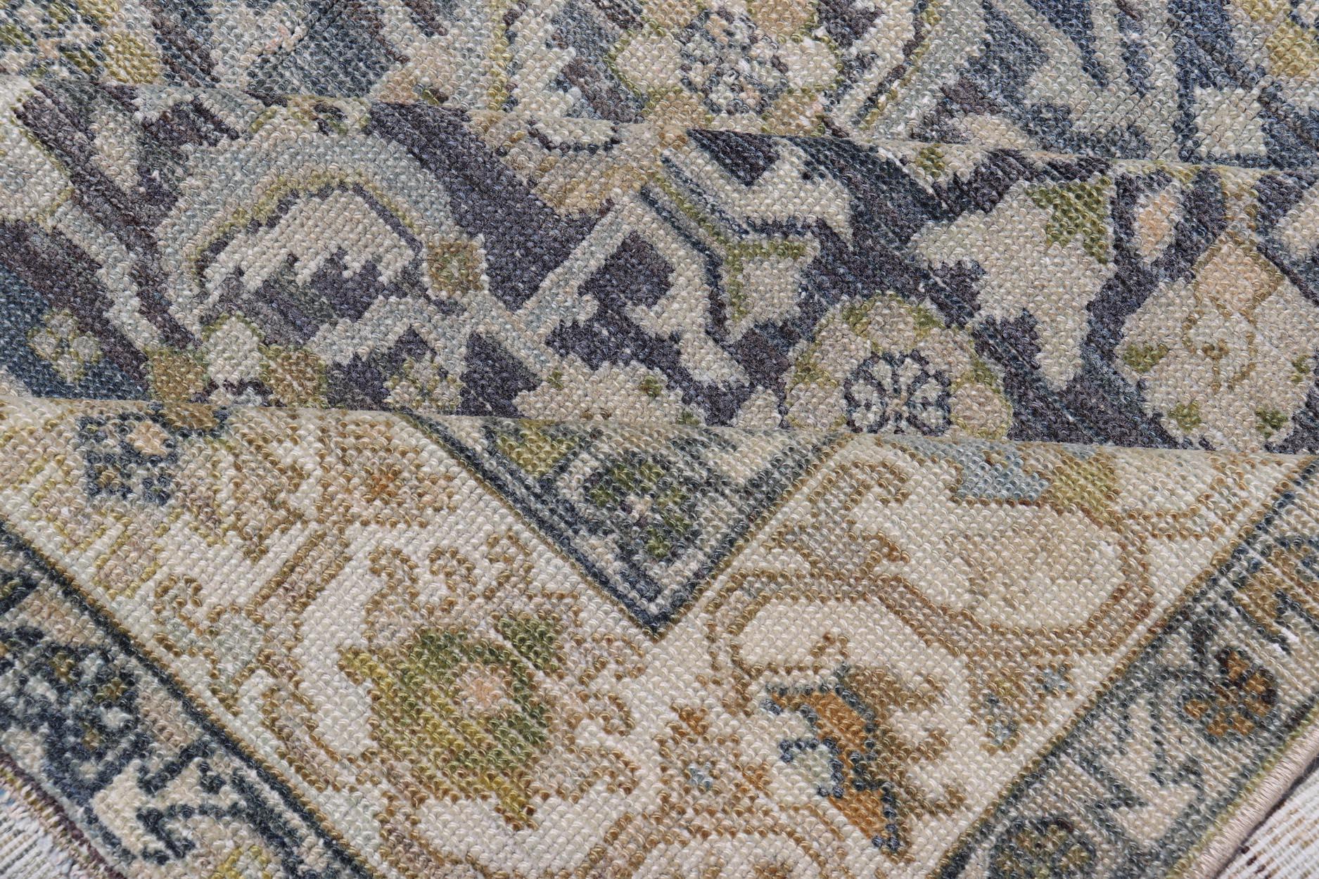 Tapis persan ancien Hamadan à motifs floraux en bleus et crèmes 5'1