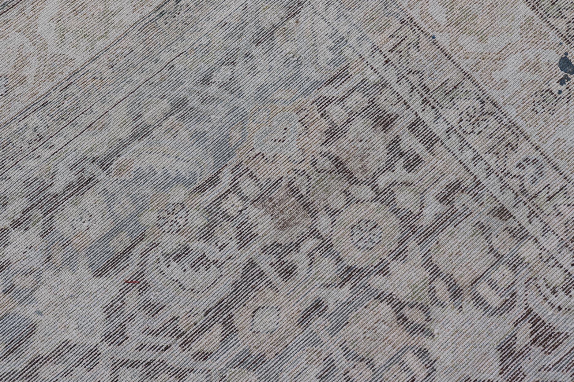Tapis persan ancien Hamadan à motifs floraux en bleus et crèmes 5'1
