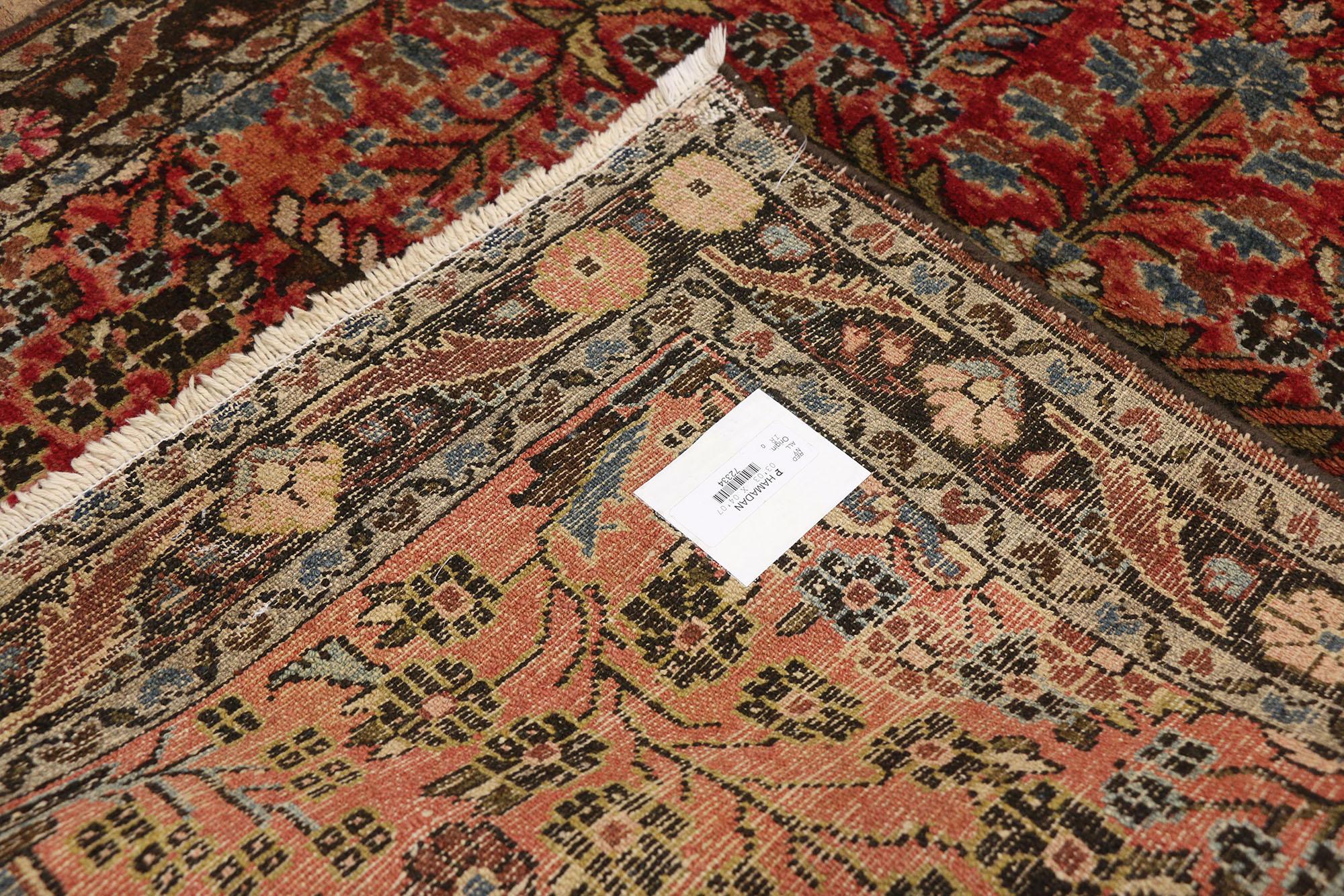 Hand-Knotted Antique Persian Hamadan Rug with Floral Vase Motif and Traditional Style For Sale