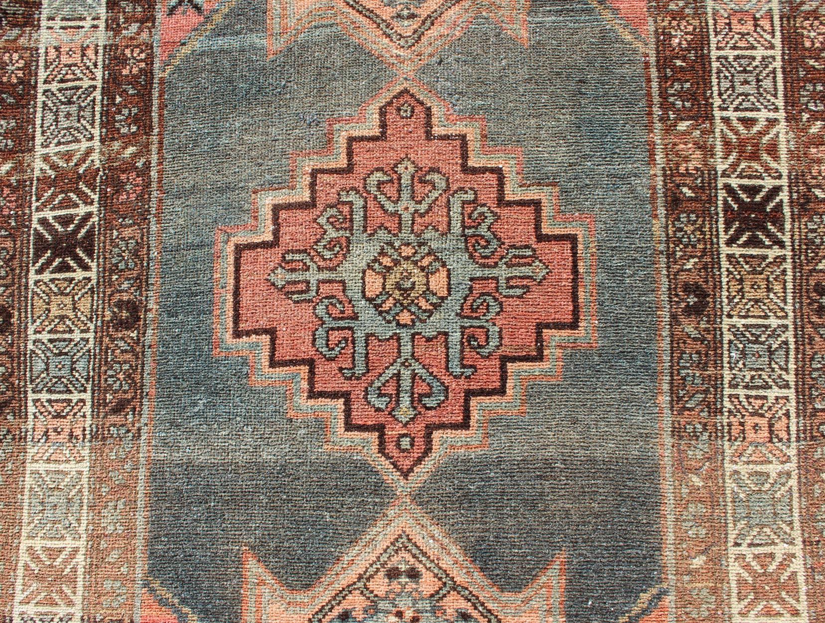 Antique Persian Hamadan Rug with Large Medallion in Pink and Gray In Good Condition For Sale In Atlanta, GA