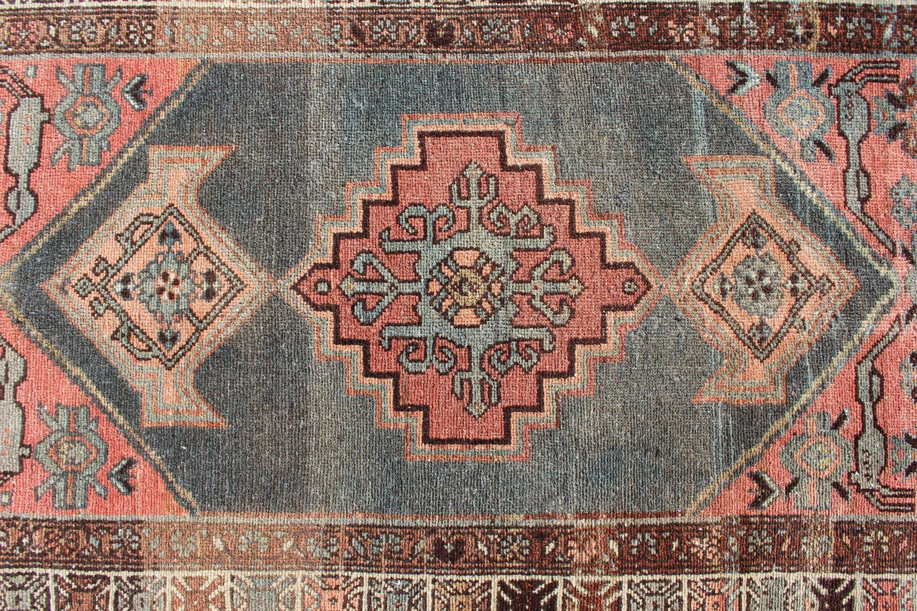 Early 20th Century Antique Persian Hamadan Rug with Large Medallion in Pink and Gray For Sale