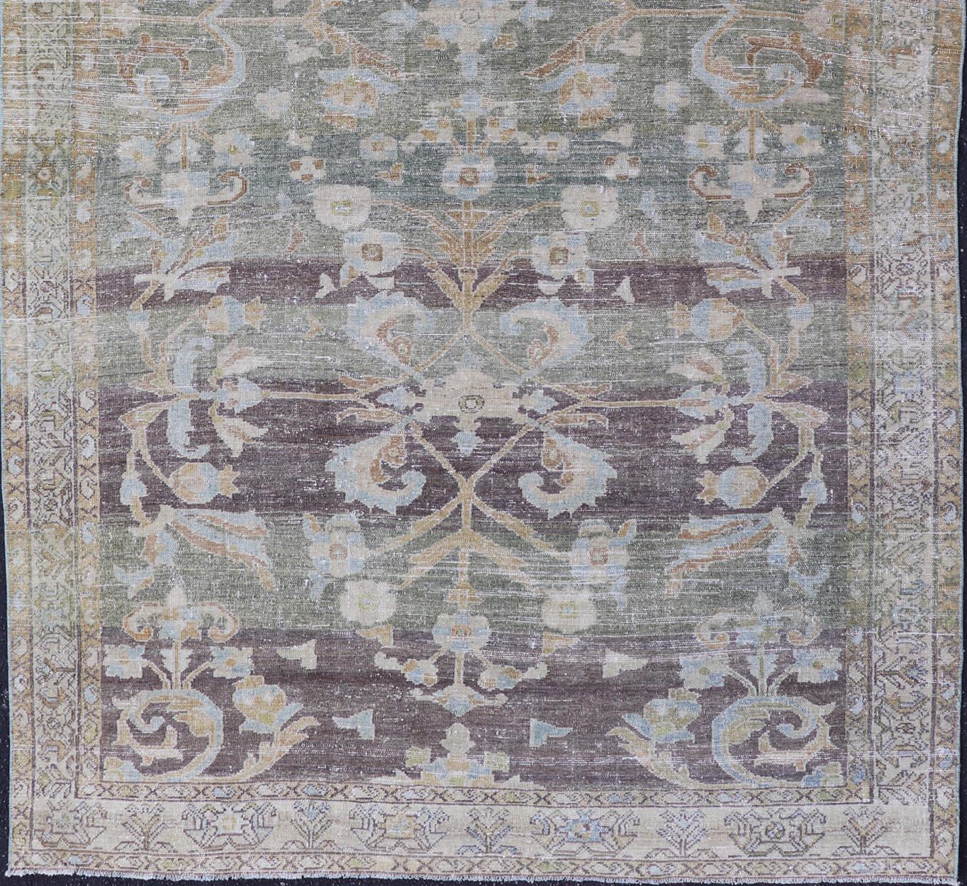Antiker persischer Hamadan-Teppich mit weicher pastellfarbener Palette 5' X 9' (Handgeknüpft) im Angebot