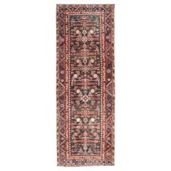 Antico runner persiano Hamadan con design floreale sub-geometrico all-over