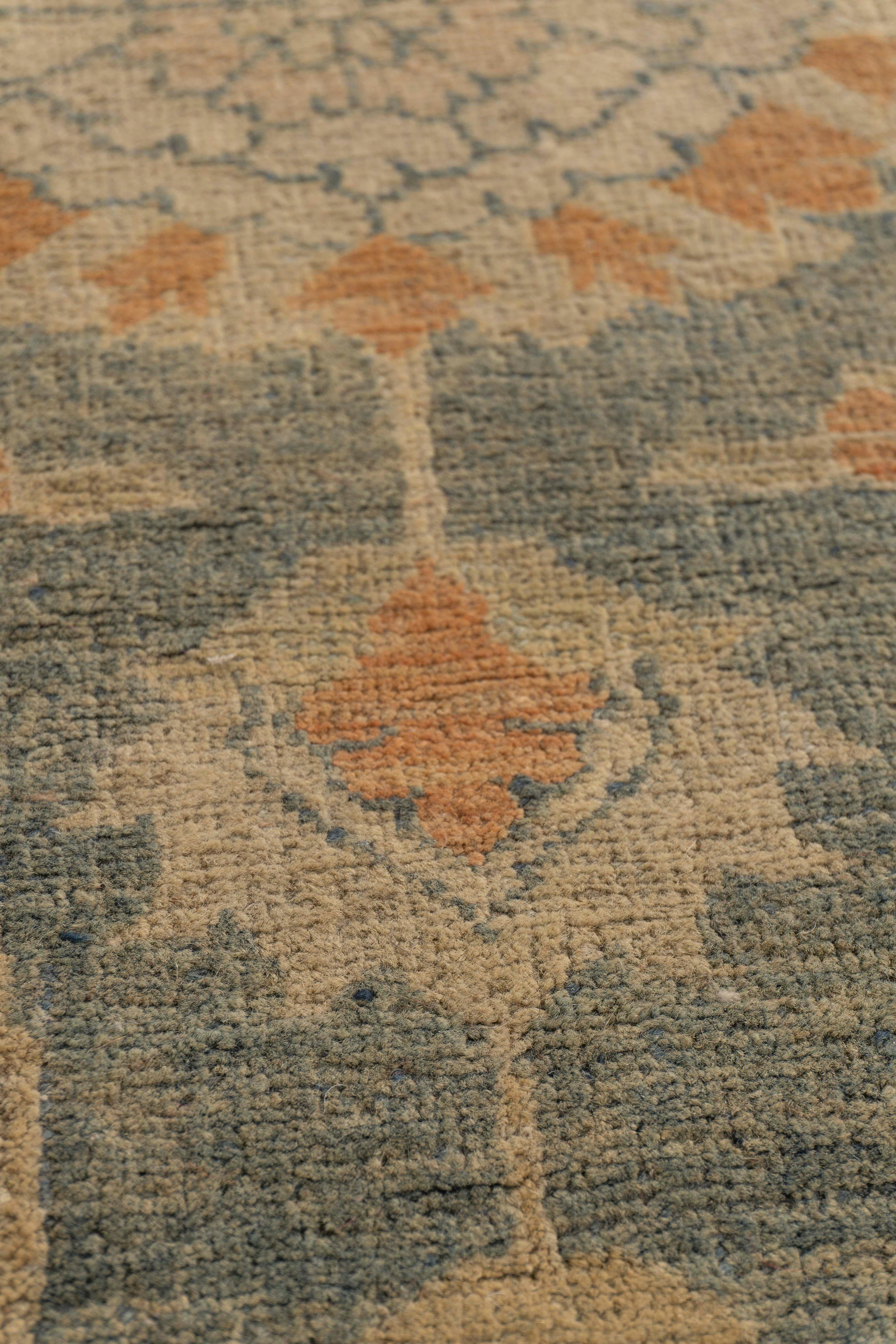 Laine Ancien tapis persan noué à la main de Tabriz en vente