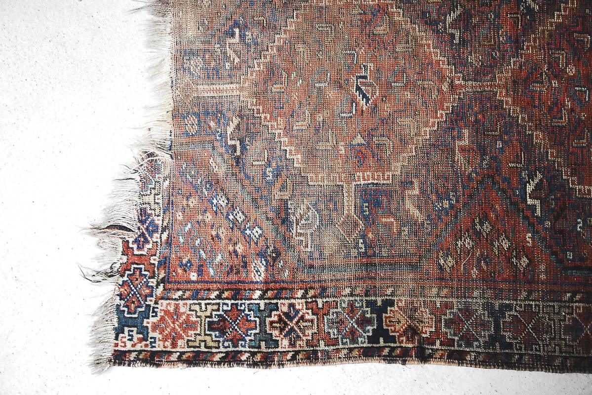 Antique Persian Handwoven Shiraz Carpet, 1850s For Sale 4
