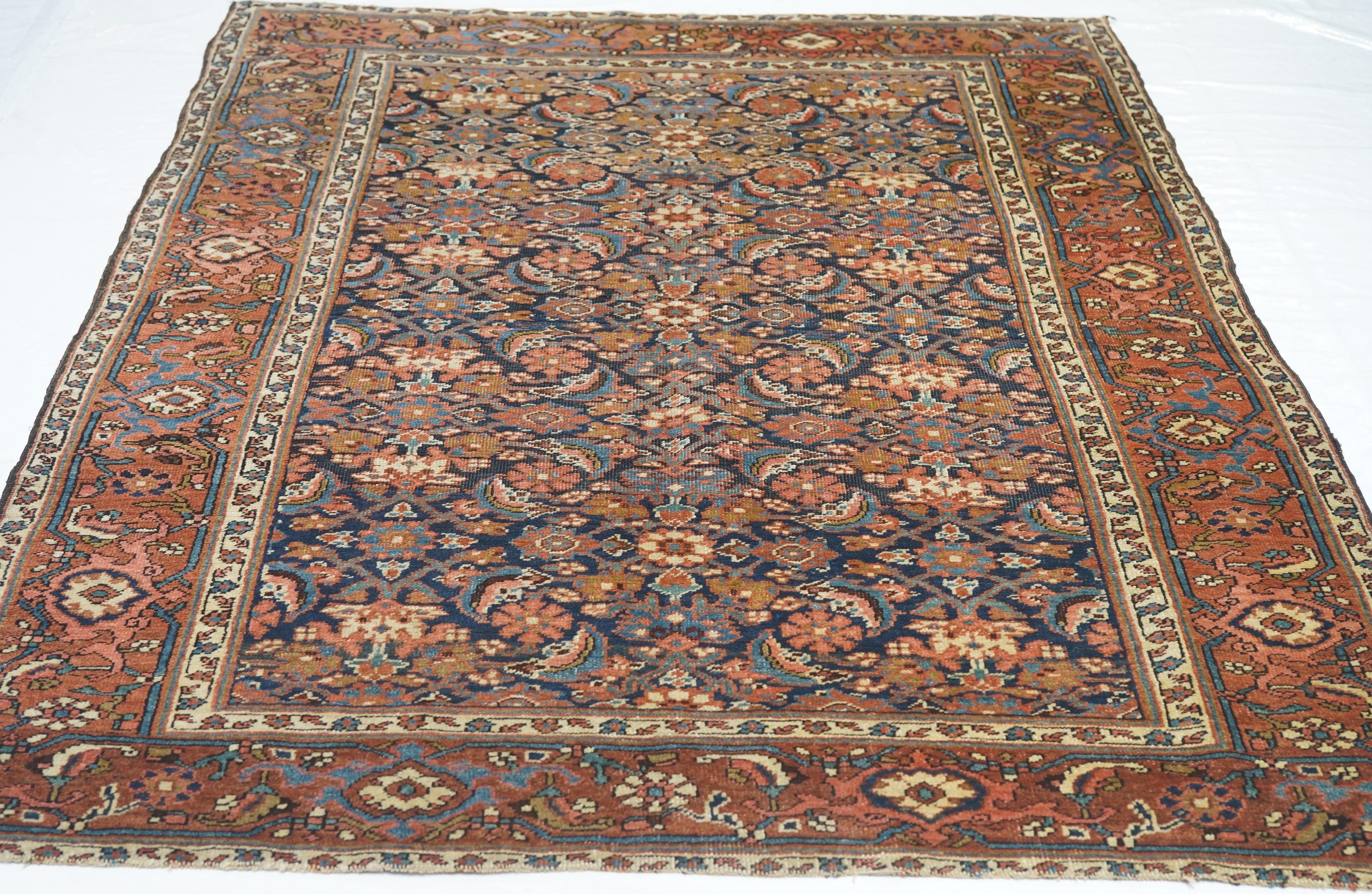 Antiker persischer Heriz 4'9'' x 6'0'' im Angebot 2