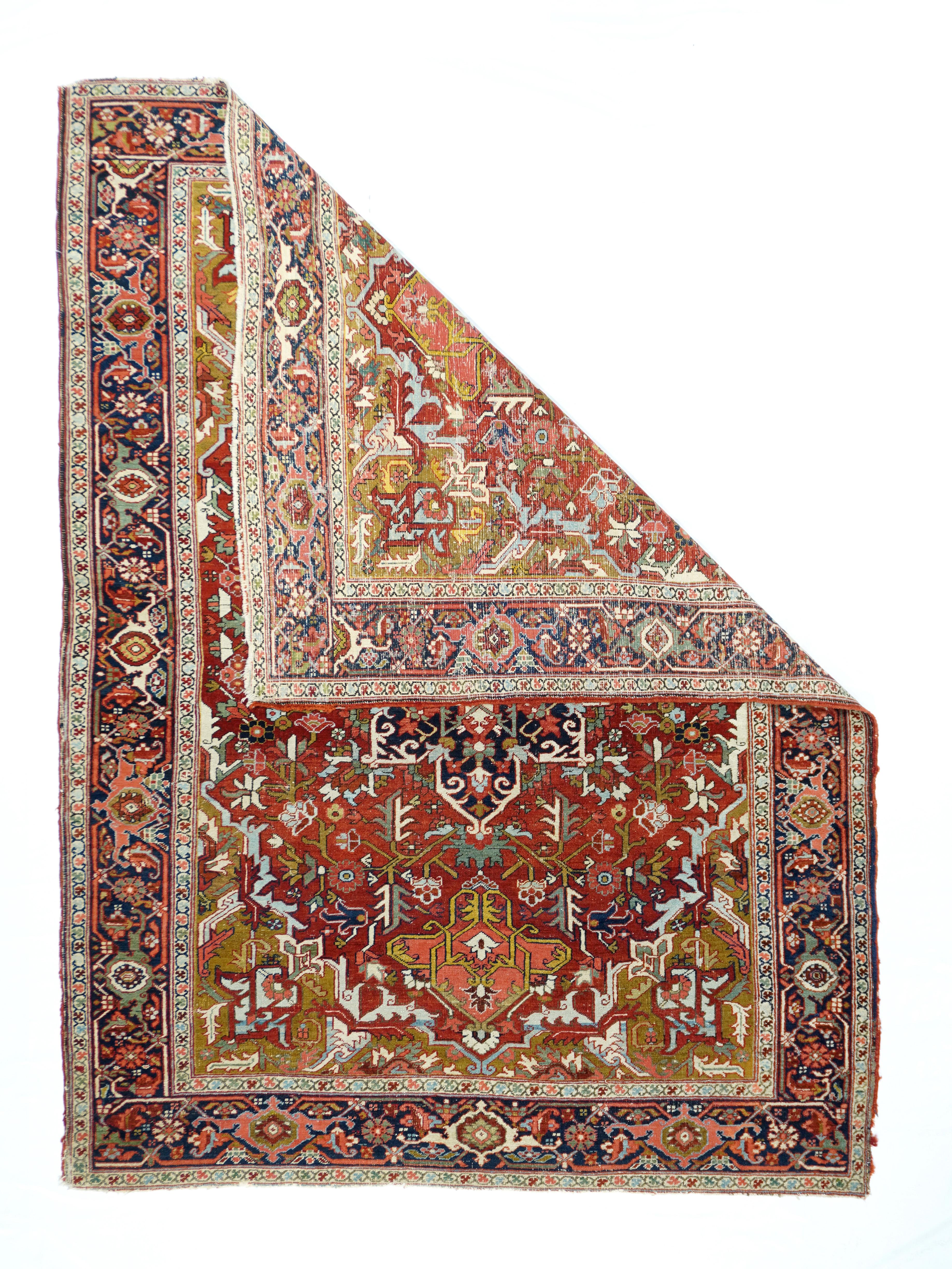 Heriz-Teppiche gehören zu den berühmtesten Teppichen aus dem Iran, da sie einen einzigartigen und unverwechselbaren Stil haben. Heriz ist eine Stadt im Nordwesten des Iran, in der Nähe der Stadt Tabriz, die ein wichtiges Zentrum der Teppichweberei