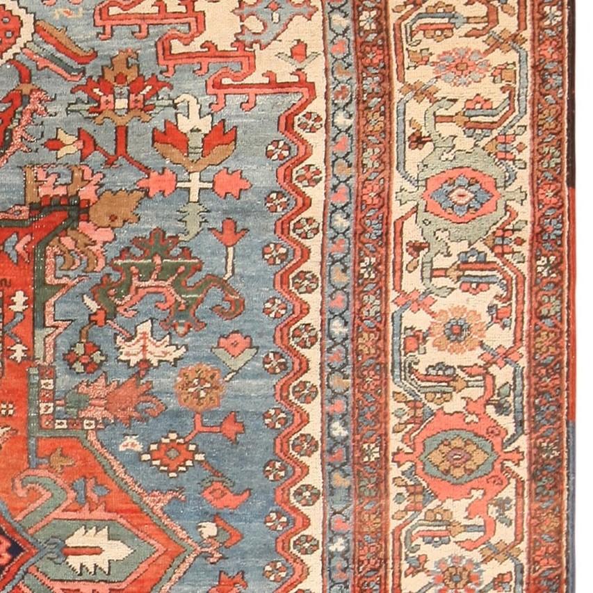 Antique Persian Heriz Area Rug. Size: 8 ft 7 in x 11 ft 3 in In Good Condition For Sale In New York, NY