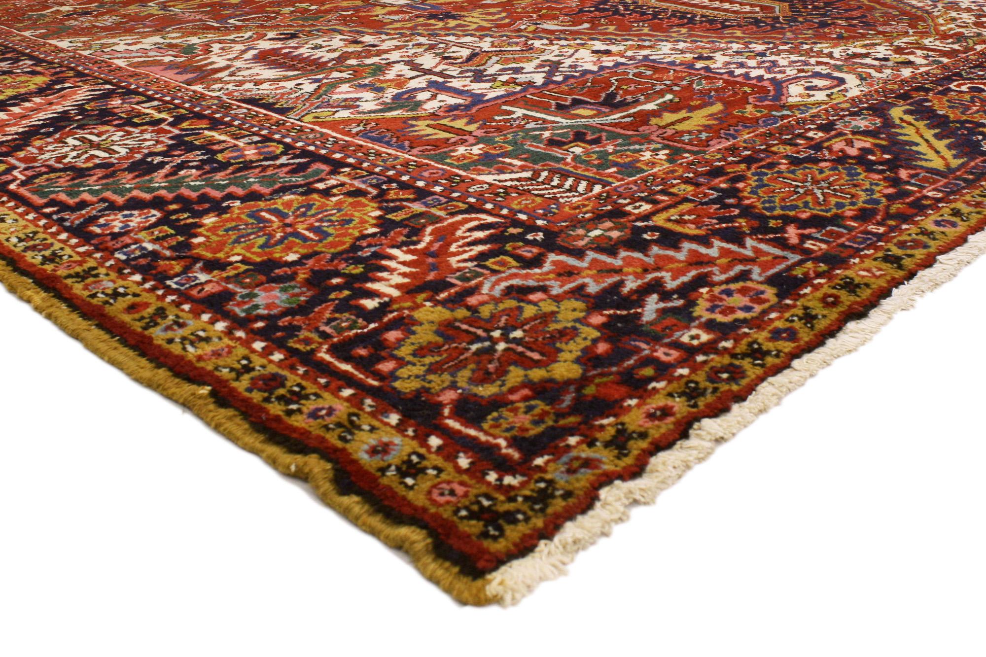 Antiker persischer Heriz-Teppich mit modernem, traditionellem Stil im Zustand „Gut“ im Angebot in Dallas, TX
