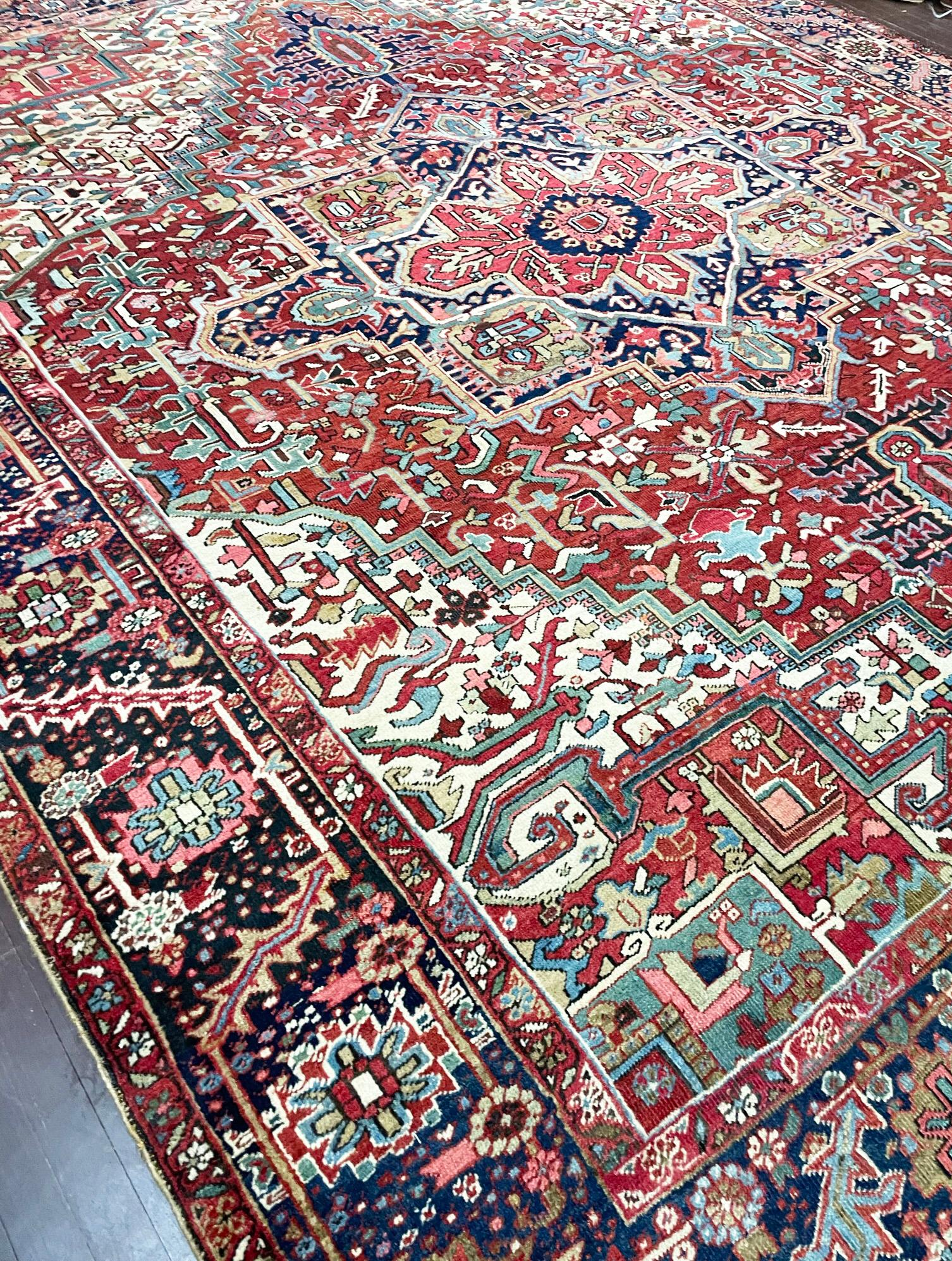 Antique Persian Heriz, Carpet, circa 1920s For Sale 5