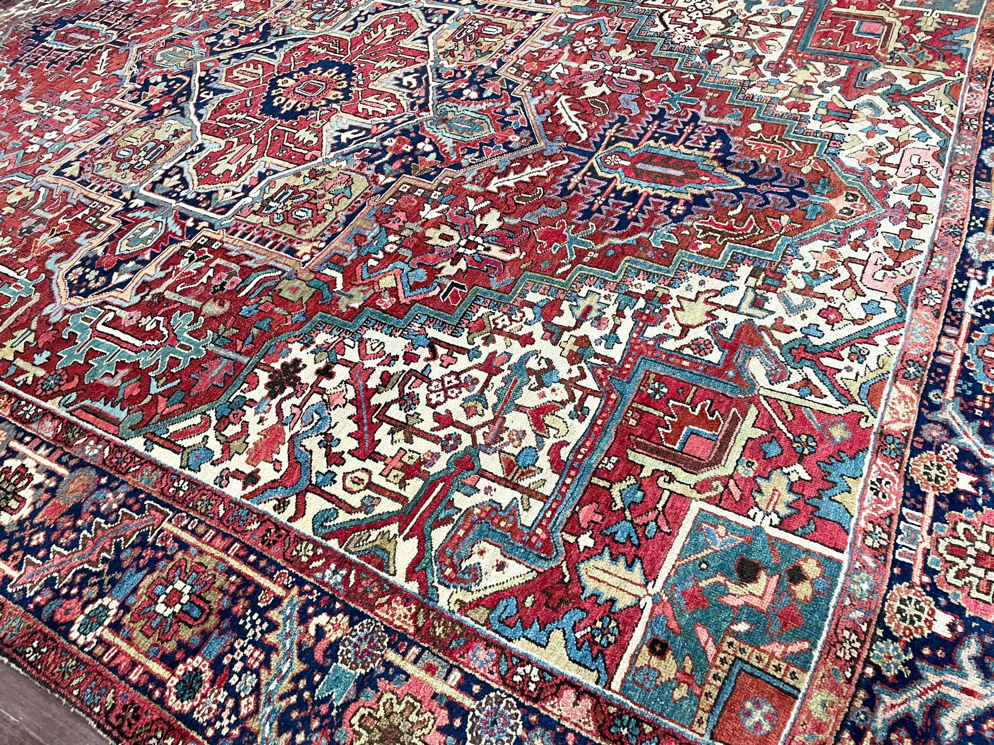 Antique Persian Heriz, Carpet, circa 1920s For Sale 12