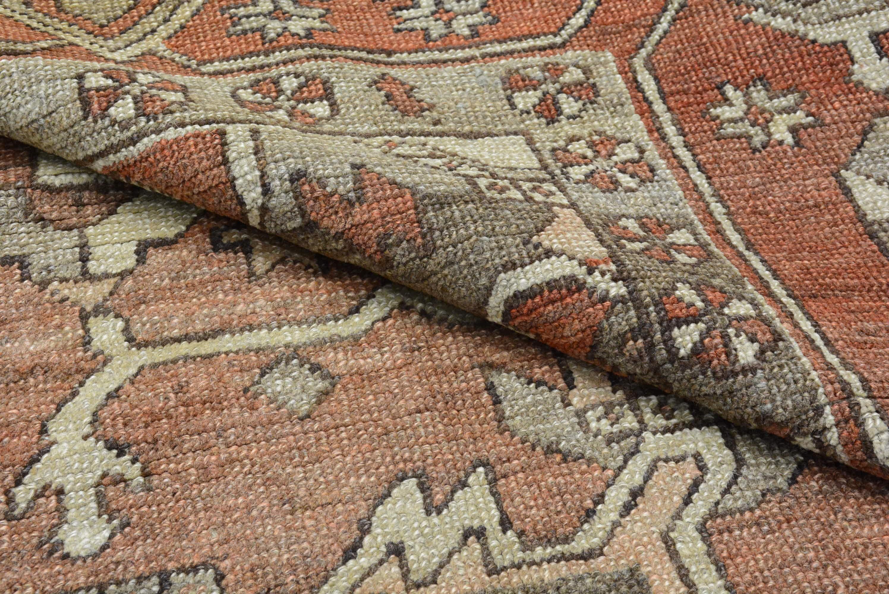 Antiker persischer Heriz-Teppich im Angebot 2