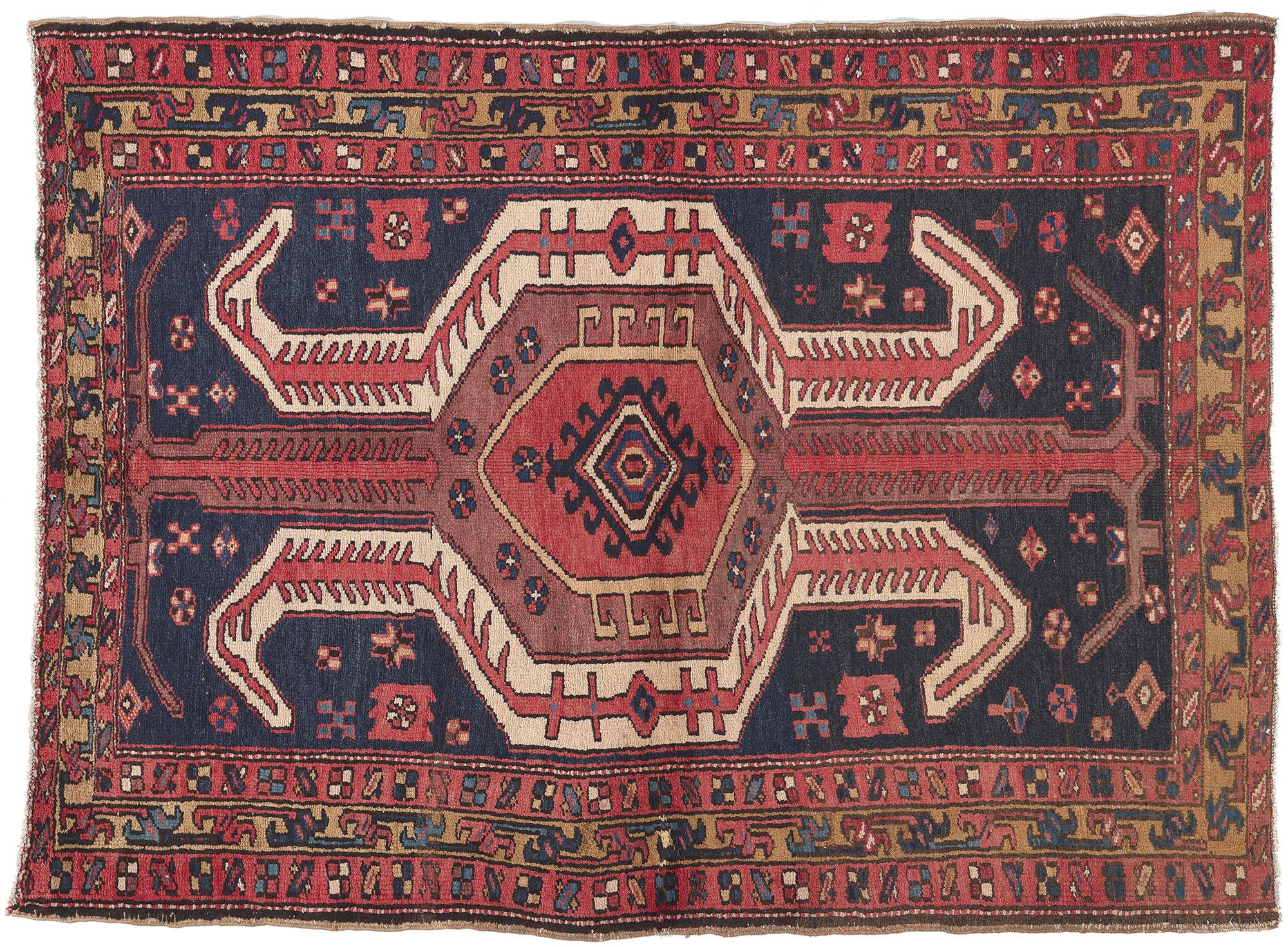 Antique Persian Heriz Carpet with Traditional Style For Sale 3