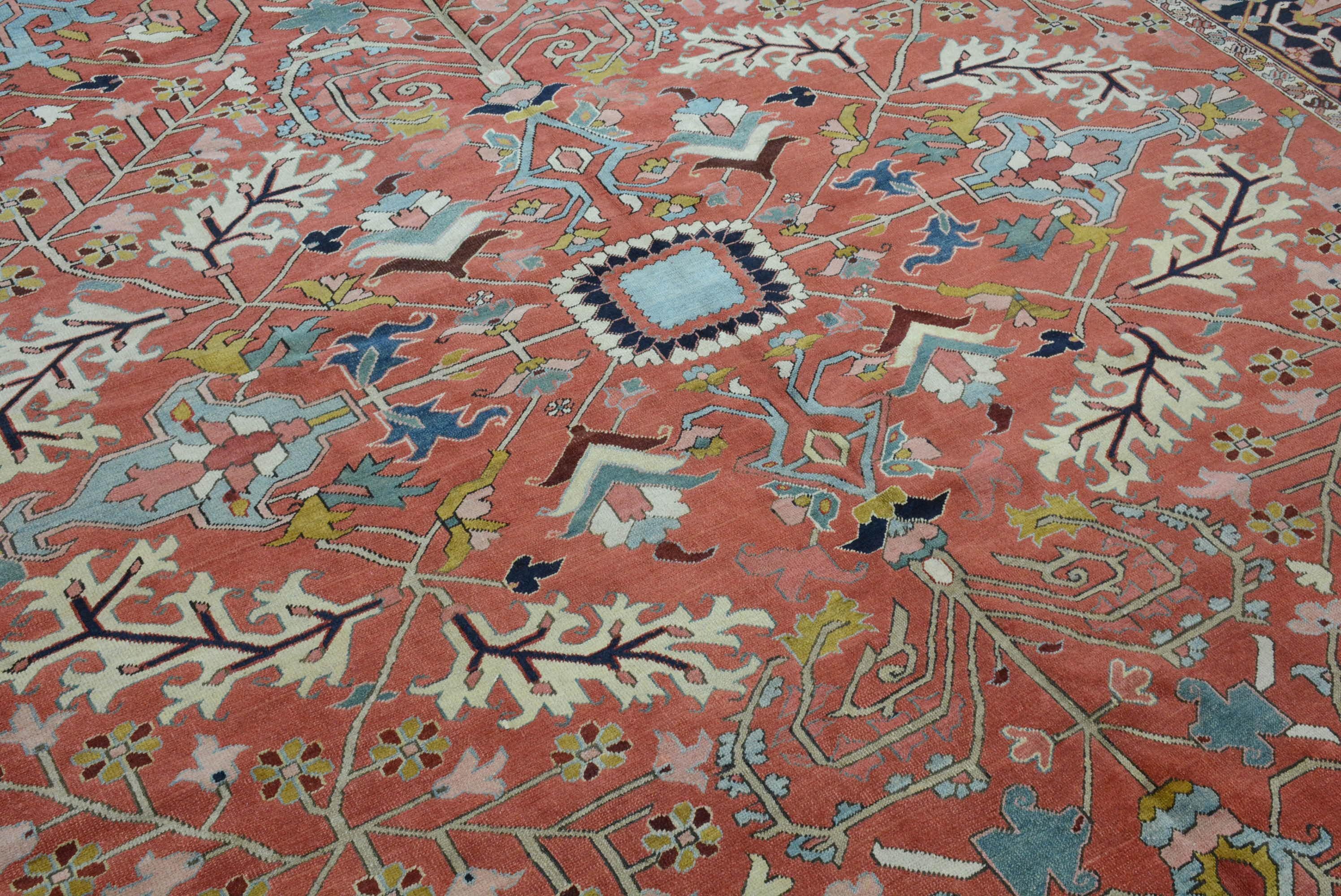 Antiker persischer Heriz-Teppich im Angebot 3