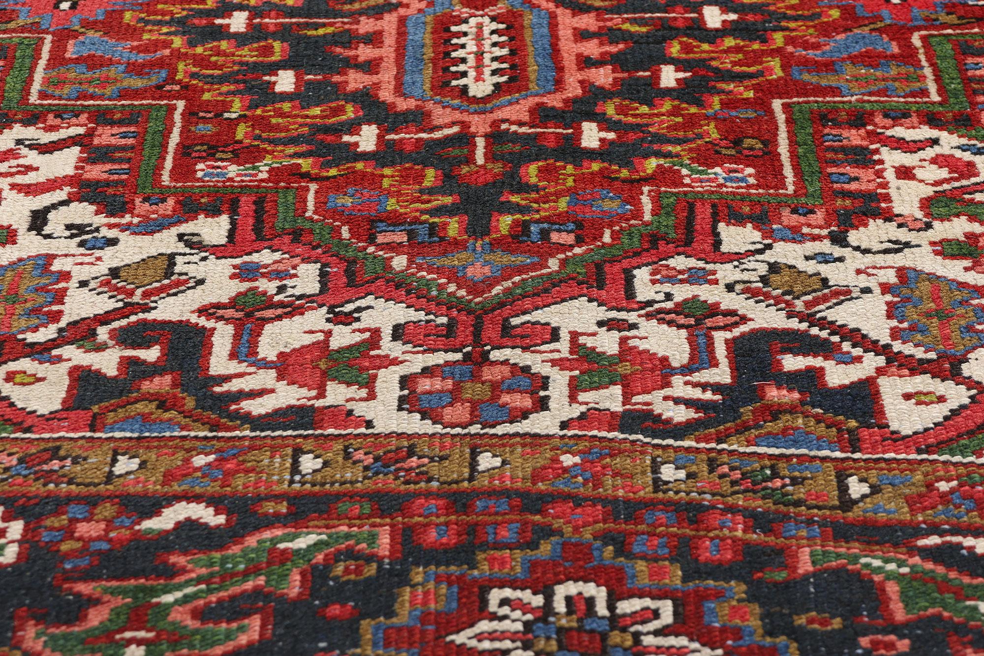 Noué à la main Tapis persan ancien Heriz en vente