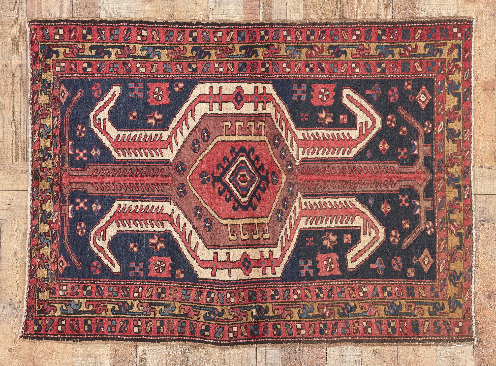 Antique Persian Heriz Carpet with Traditional Style For Sale 2