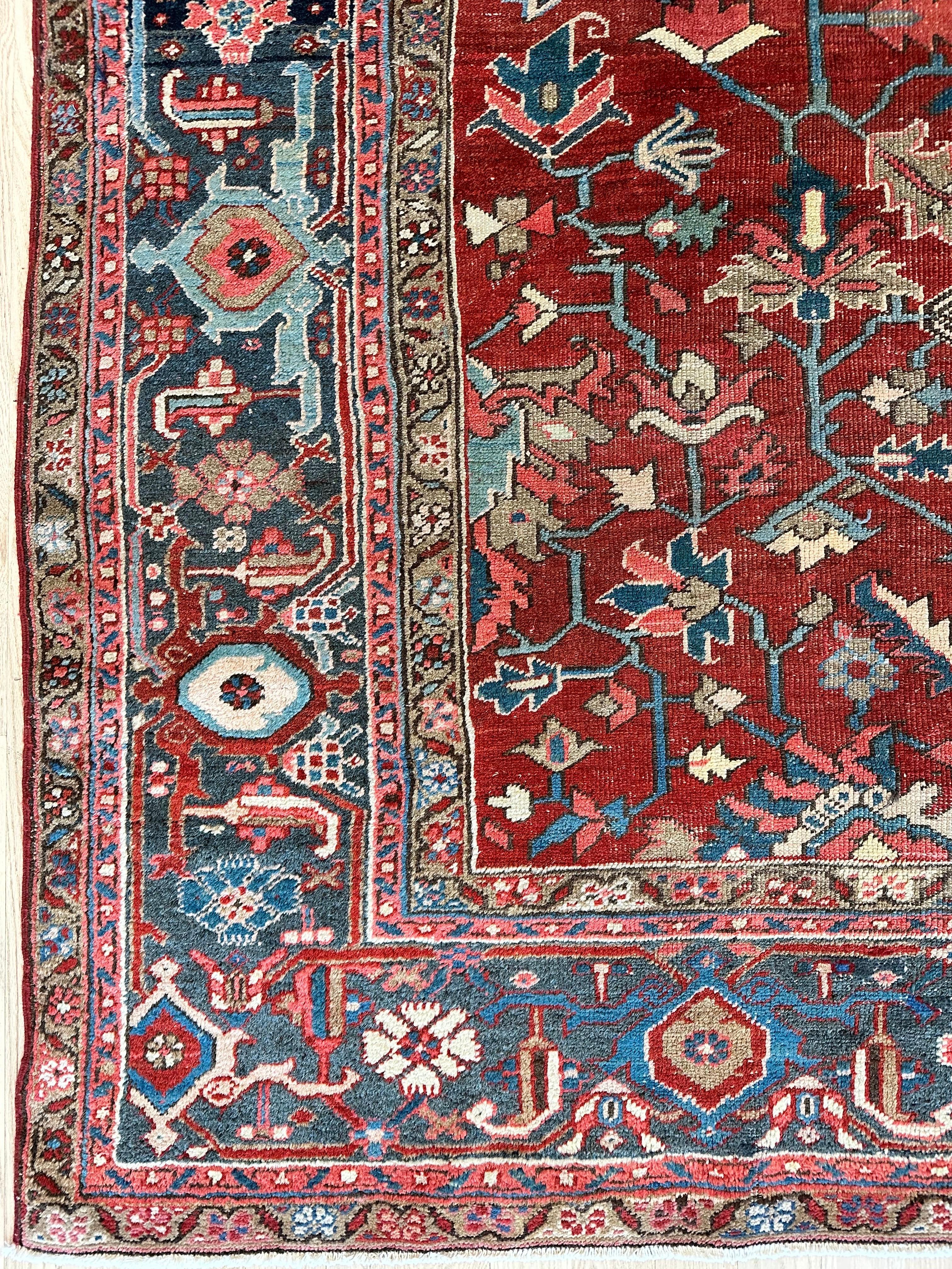 Alfombra persa antigua Heriz Alfombra oriental de lana hecha a mano, óxido, azul marino-azul medio en venta 4