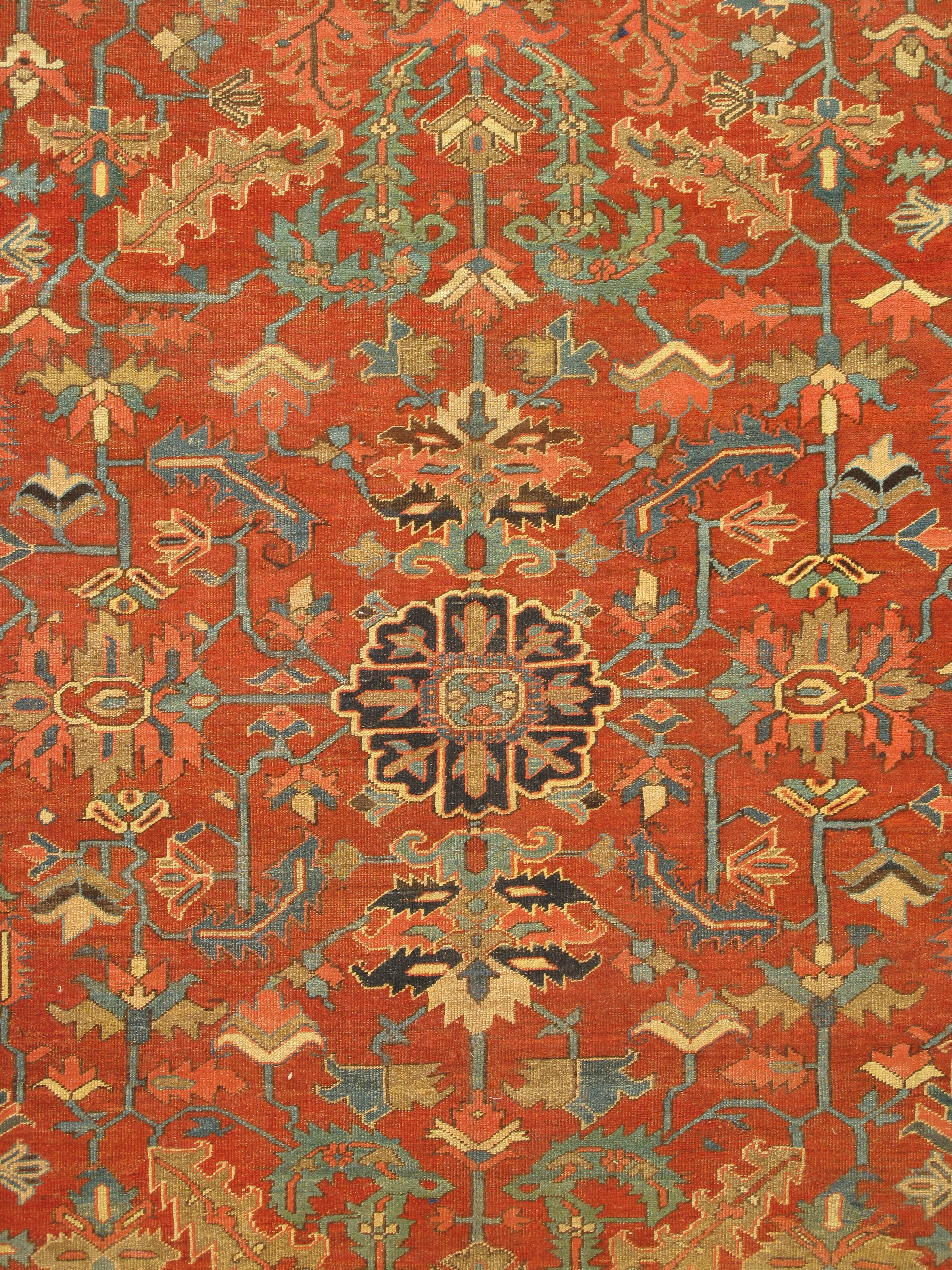 Alfombra persa antigua Heriz Alfombra oriental de lana hecha a mano, óxido, azul marino-azul medio Anudado a mano en venta