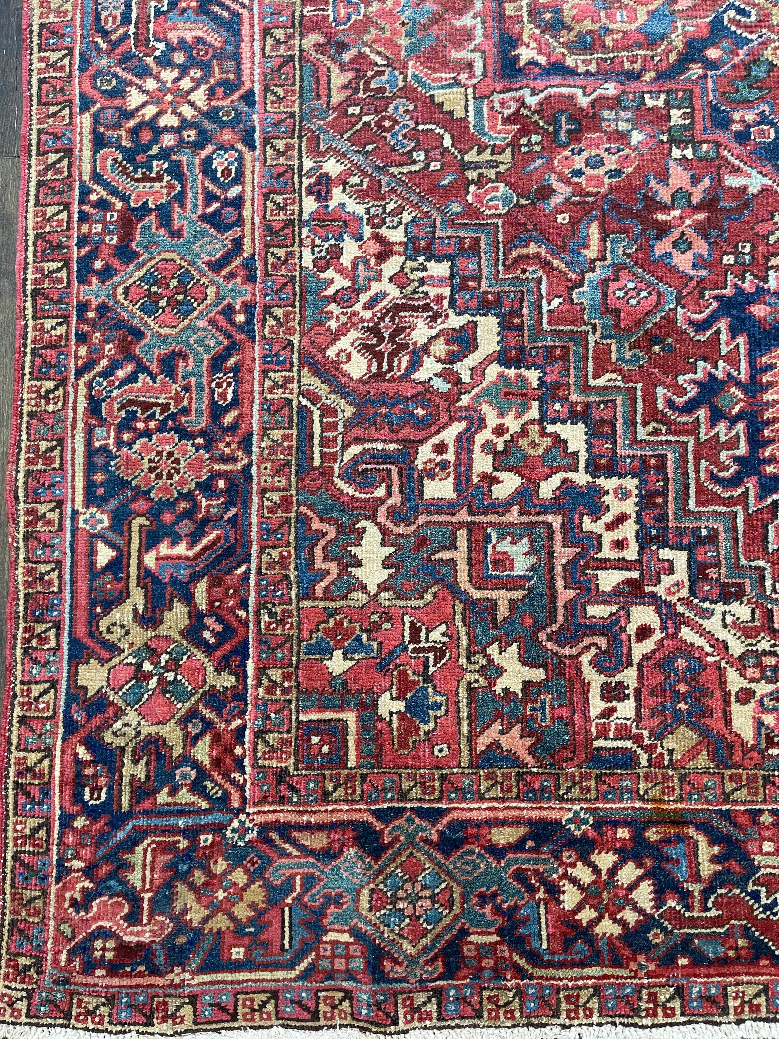 Early 20th Century Antique Persian Heriz circa 1920 For Sale