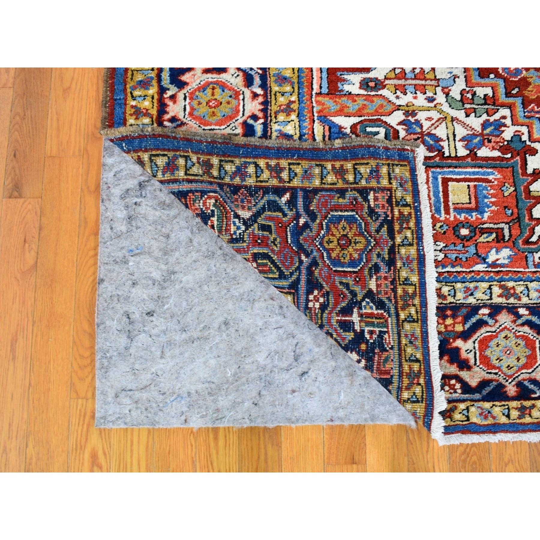 Antique Persian Heriz Full Pile Hand Knotted Oriental Rug In Good Condition In Carlstadt, NJ