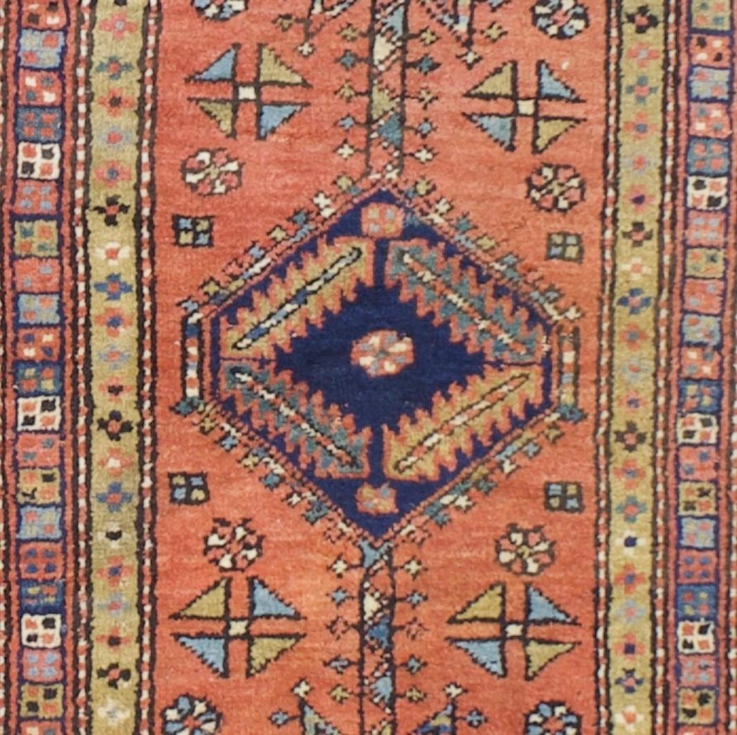Antiker persischer Heriz-Teppich 2'6