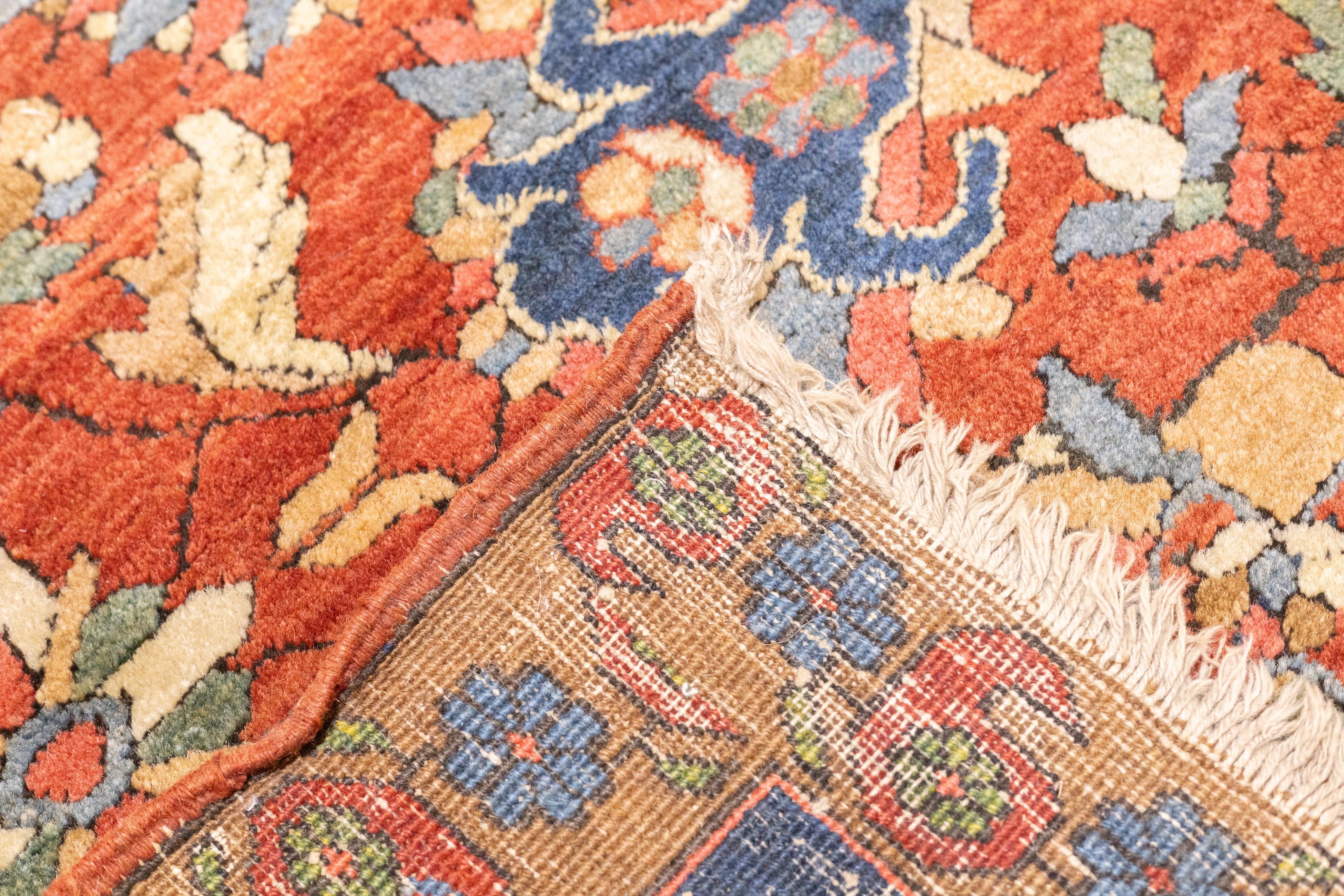 Antique Persian Heriz Rug 4'10'' x 6'6'' For Sale 5